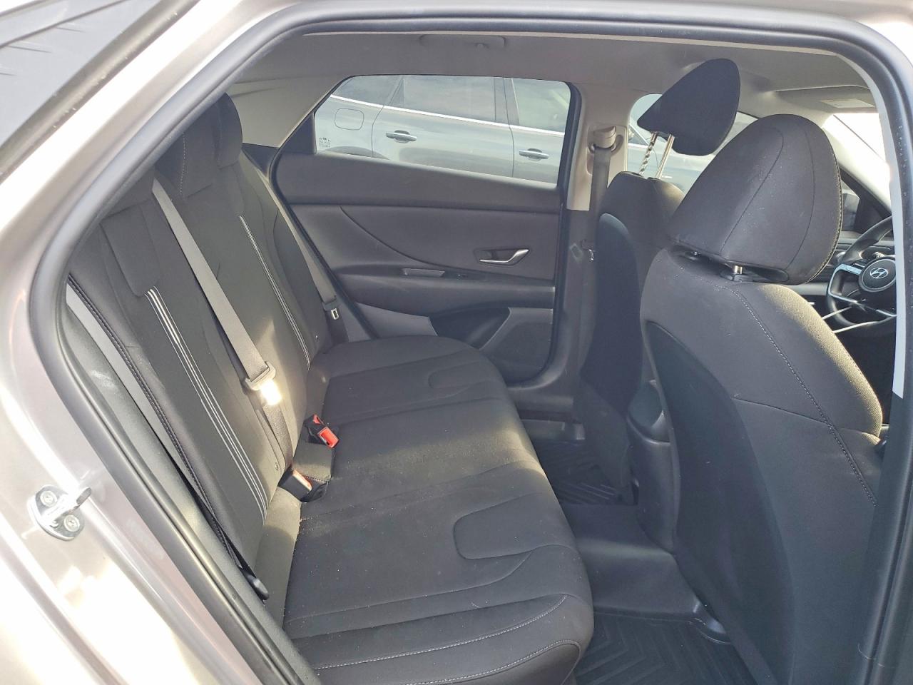 2023 Hyundai Elantra Sel Gray vin: KMHLM4AG9PU386906