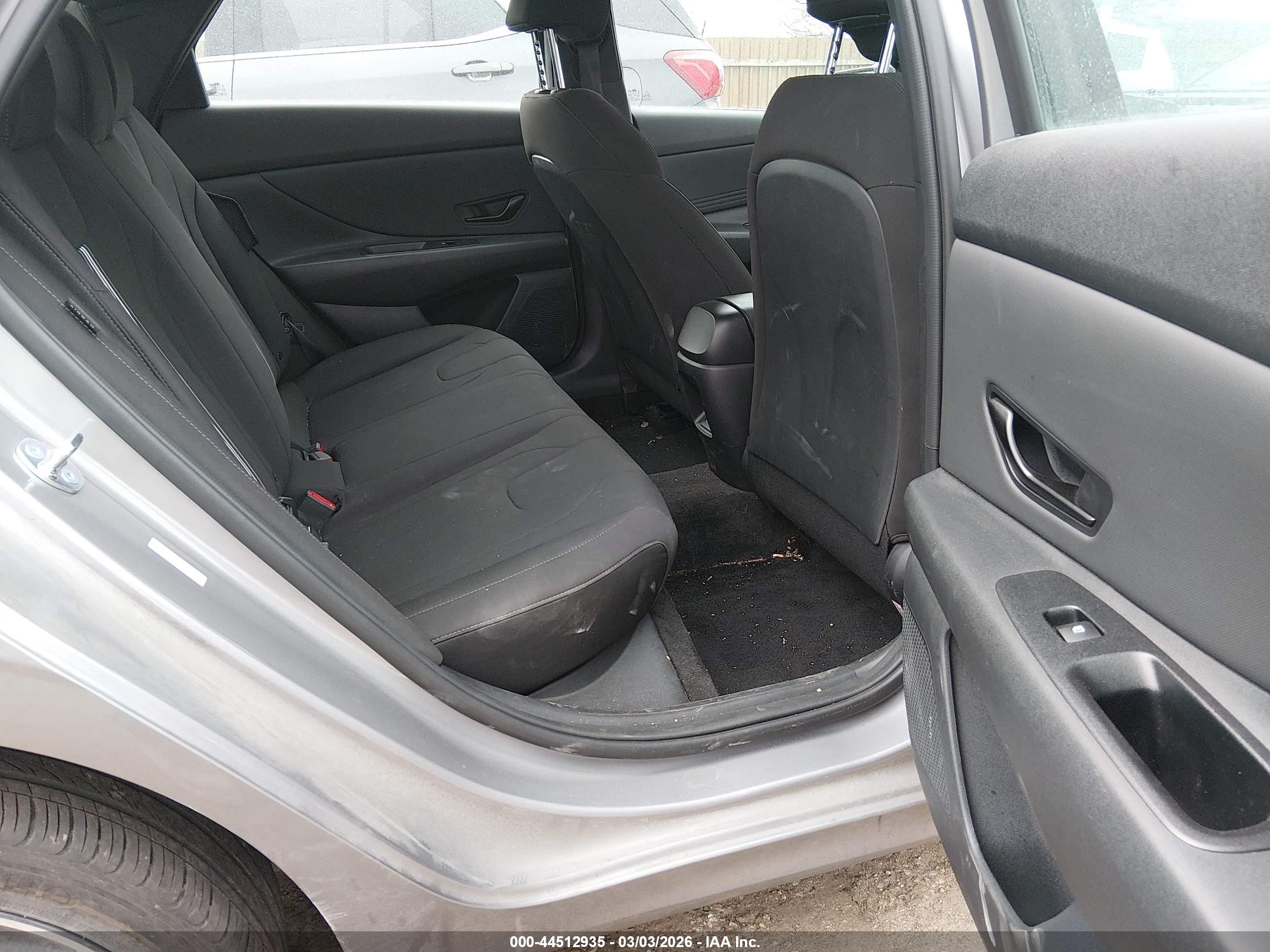 2025 Hyundai Elantra Sel Sport Gray vin: KMHLM4DG0SU027125