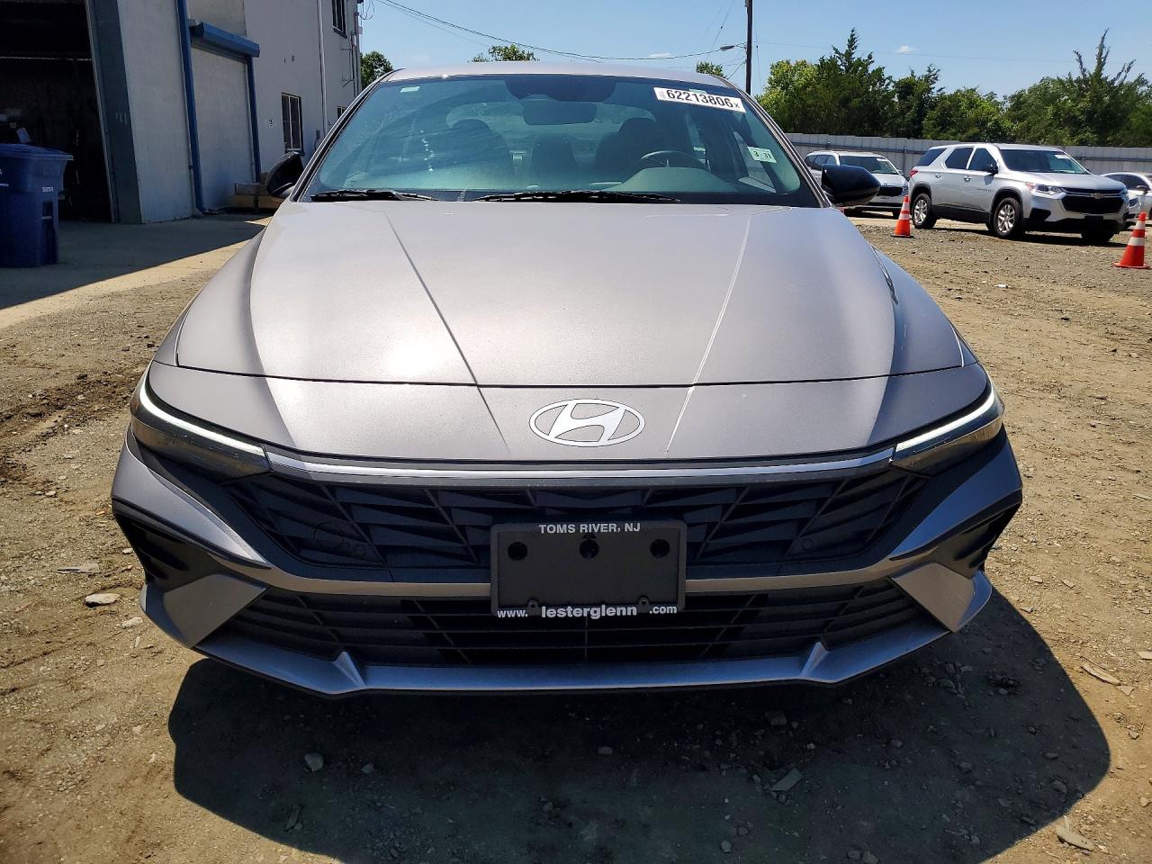 2026 Hyundai Elantra Sel Sport Silver vin: KMHLM4DG1TU128580