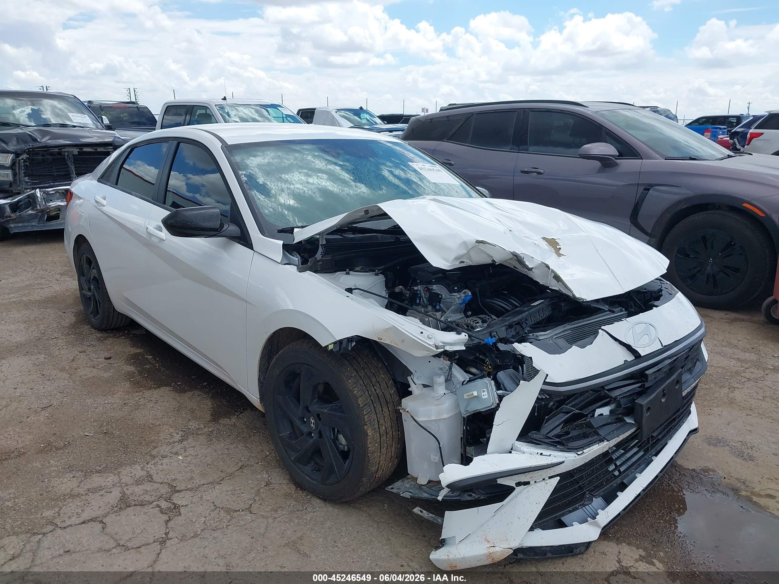 2026 Hyundai Elantra Sel Sport White vin: KMHLM4DG1TU148473