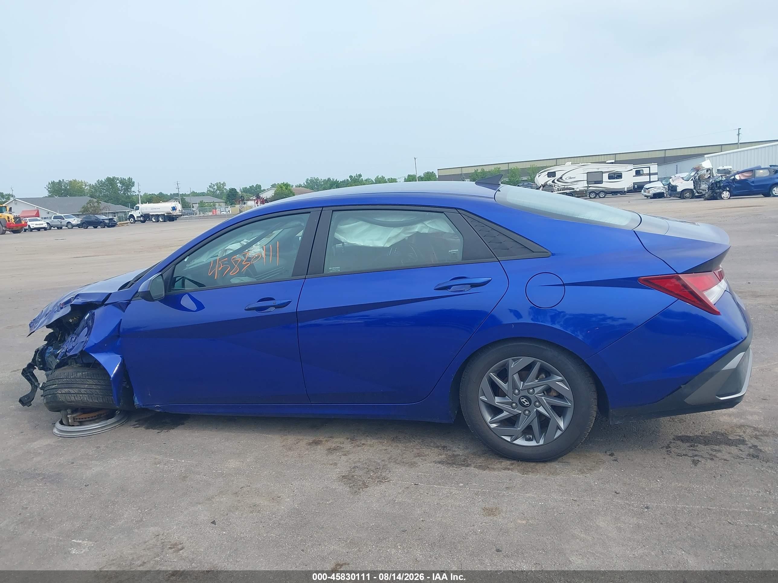2024 Hyundai Elantra Sel Blue vin: KMHLM4DG2RU661319