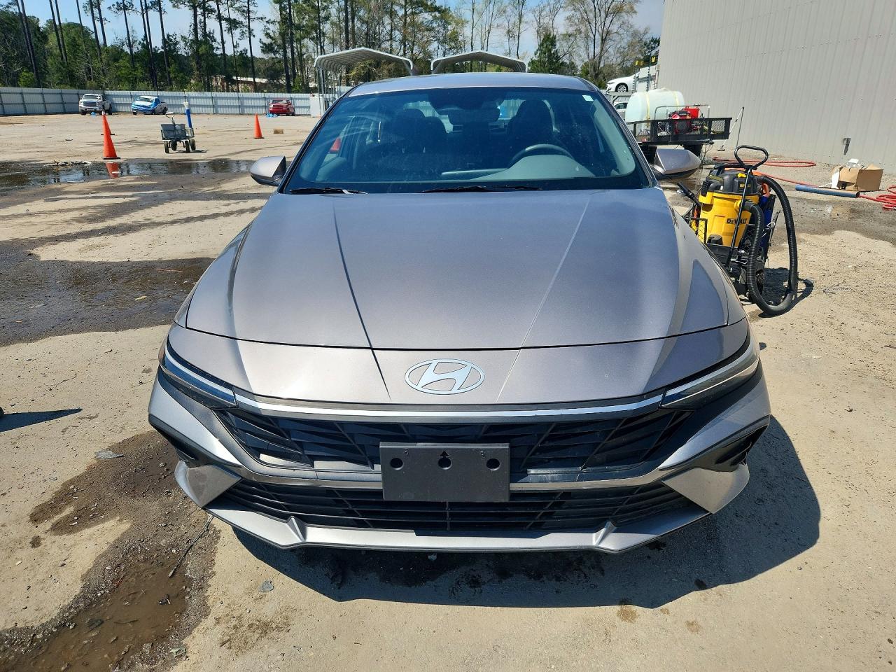 2024 Hyundai Elantra Sel Gray vin: KMHLM4DG2RU664625