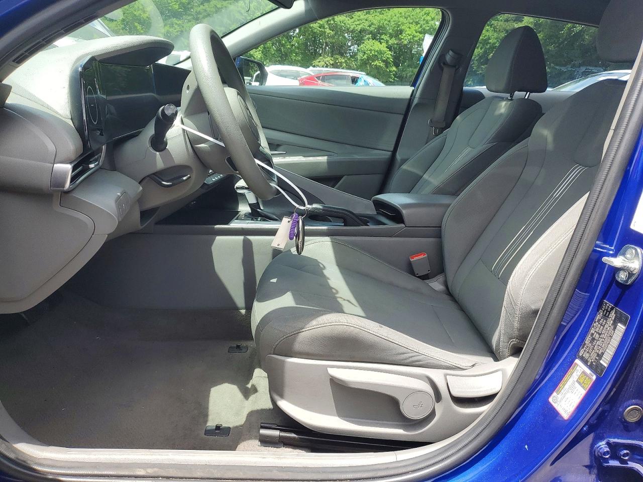 2024 Hyundai Elantra Sel Blue vin: KMHLM4DG3RU699805