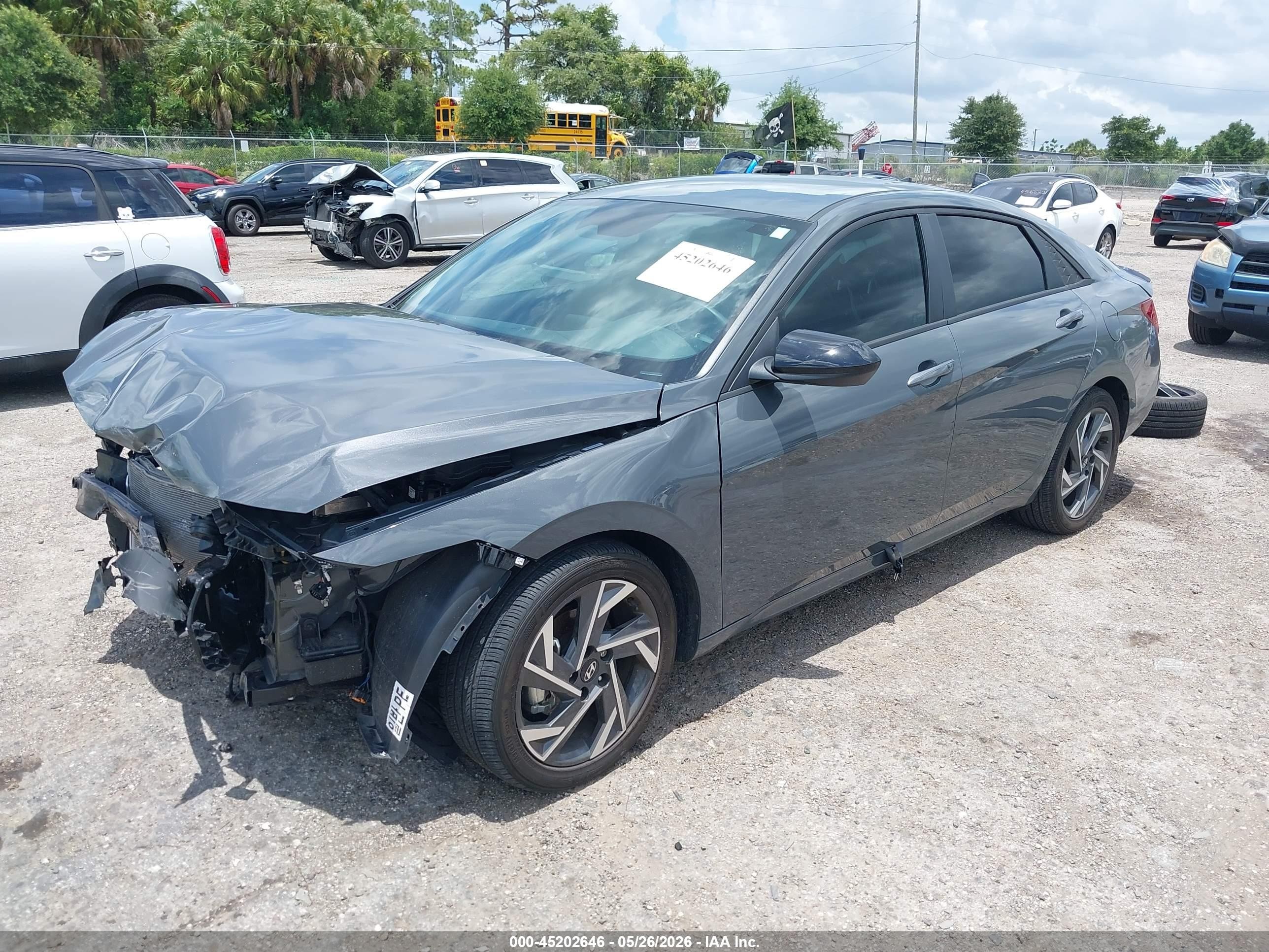 2025 Hyundai Elantra Sel Sport Gray vin: KMHLM4DG3SU957486