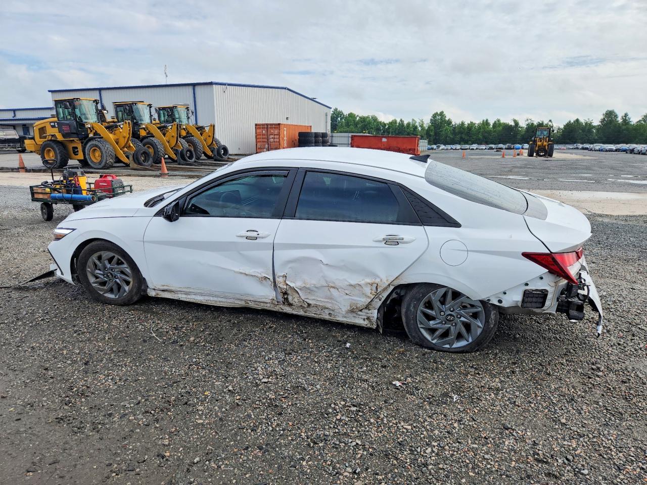 2024 Hyundai Elantra Sel White vin: KMHLM4DG4RU798083