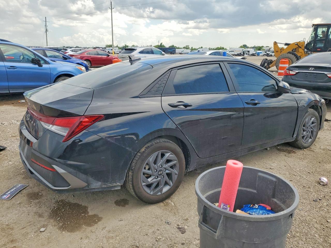 2024 Hyundai Elantra Sel Black vin: KMHLM4DG5RU698901