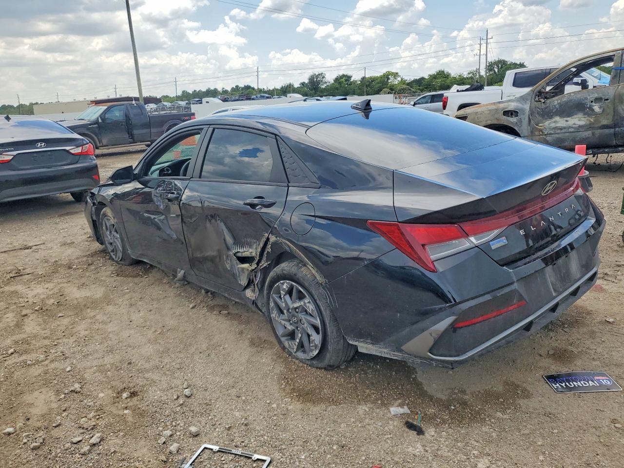 2024 Hyundai Elantra Sel Black vin: KMHLM4DG5RU698901