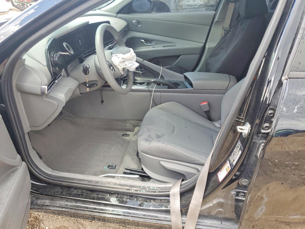 2024 Hyundai Elantra Sel Black vin: KMHLM4DG5RU698901