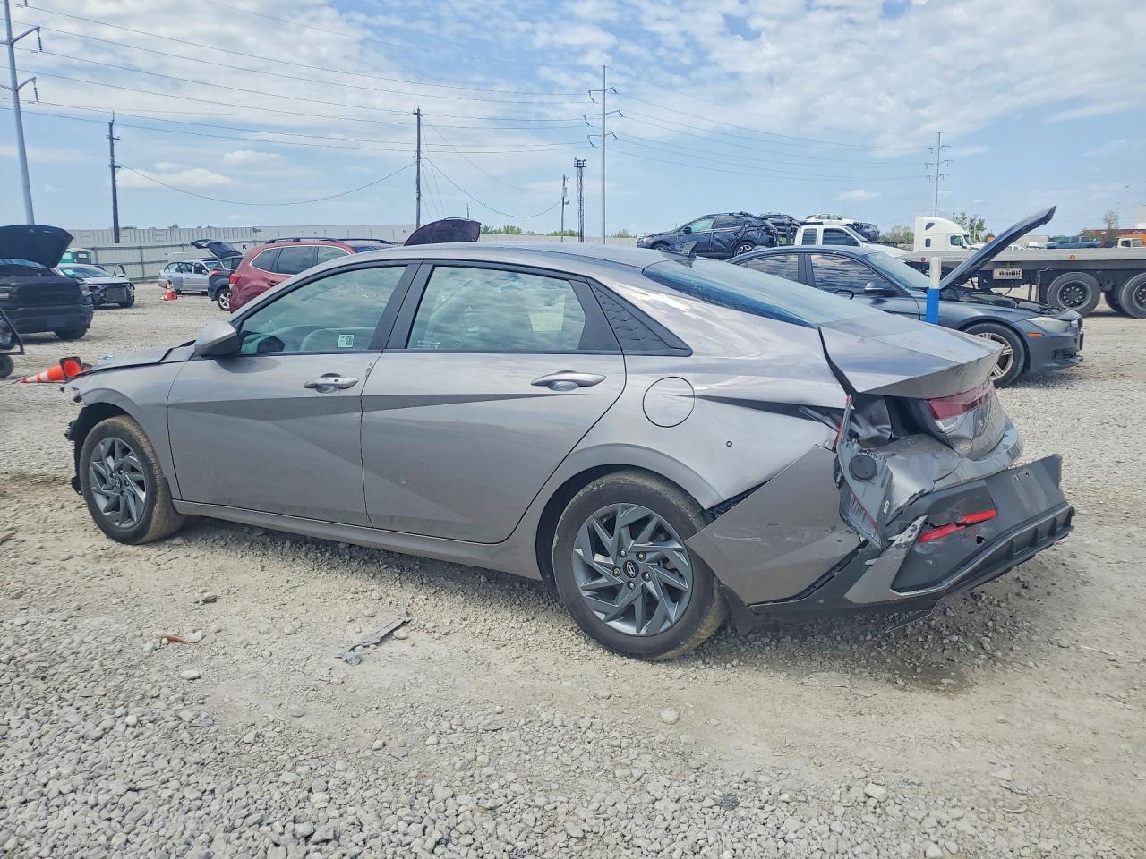 2024 Hyundai Elantra Sel Серебряный vin: KMHLM4DG5RU809026