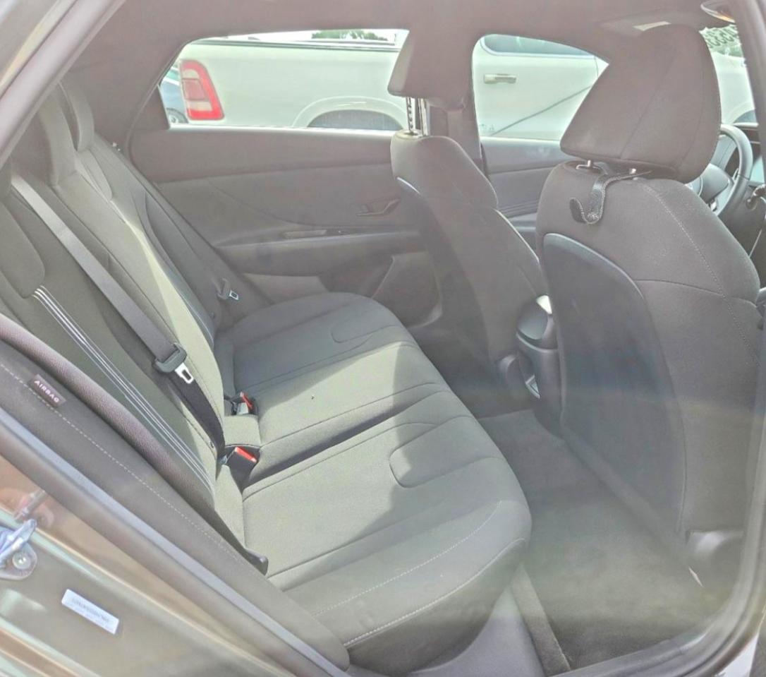 2025 Hyundai Elantra Sel Sport Gray vin: KMHLM4DG5SU079477