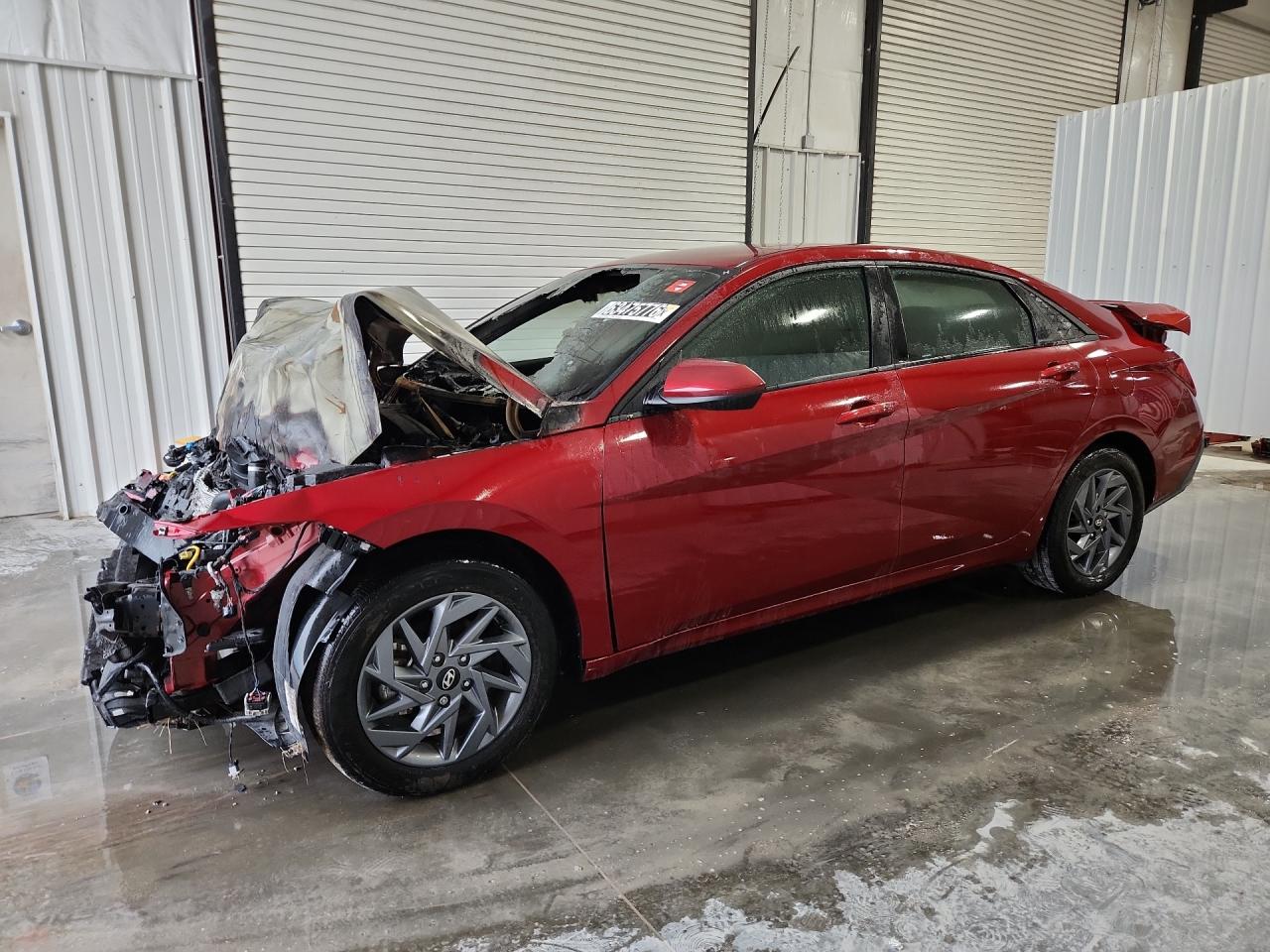 2024 Hyundai Elantra Sel Красный vin: KMHLM4DG6RU760869 Damage: Windshield, Broken, Replacement Required