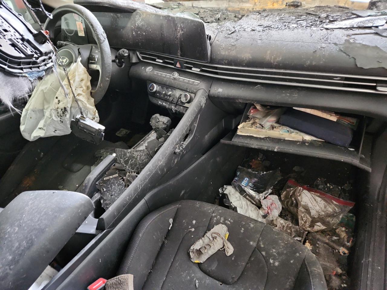 2024 Hyundai Elantra Sel Красный vin: KMHLM4DG6RU760869 Damage: Steering Wheel, Singed, > 12 Inches