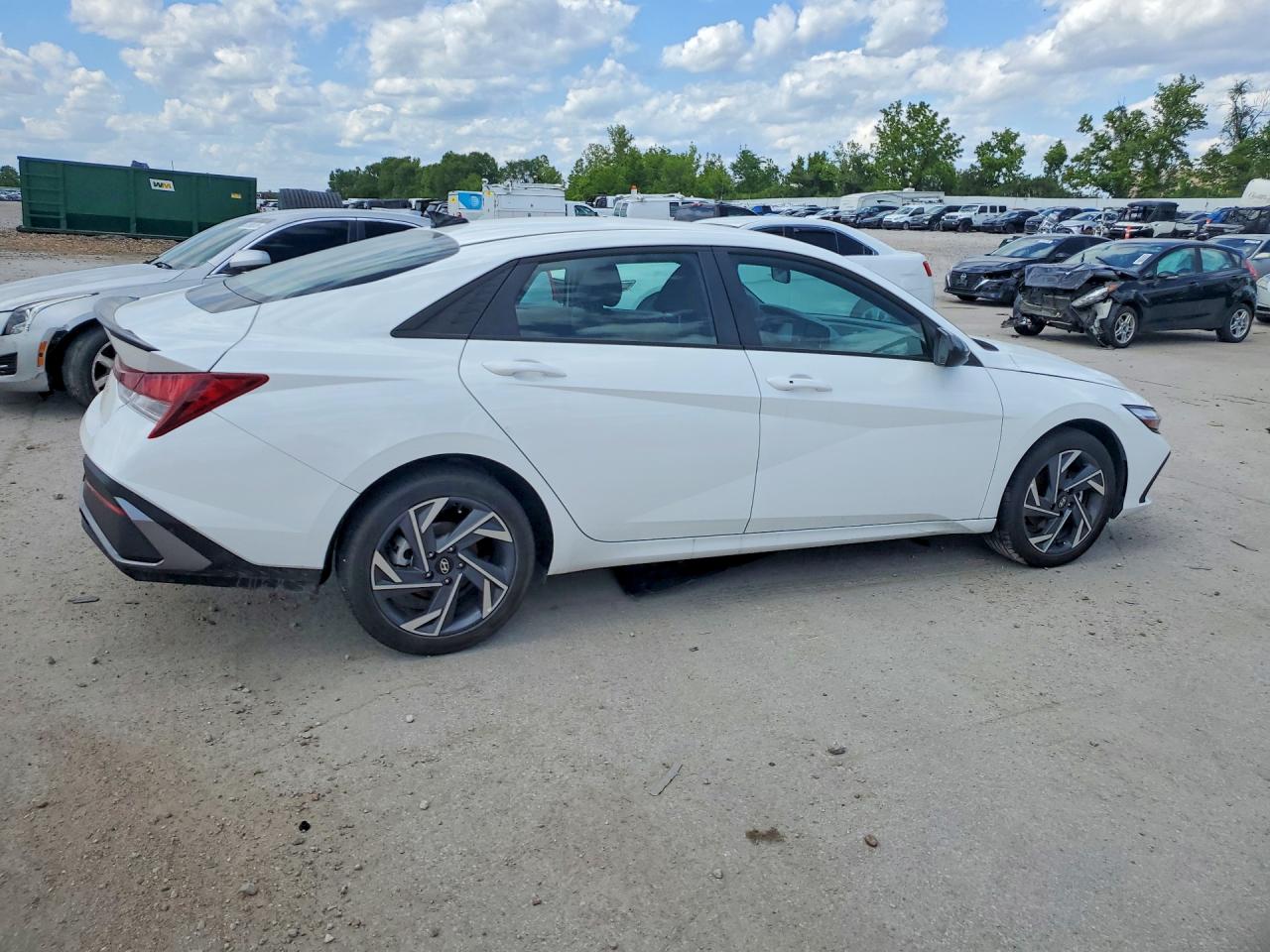2025 Hyundai Elantra Sel Sport White vin: KMHLM4DG6SU071033