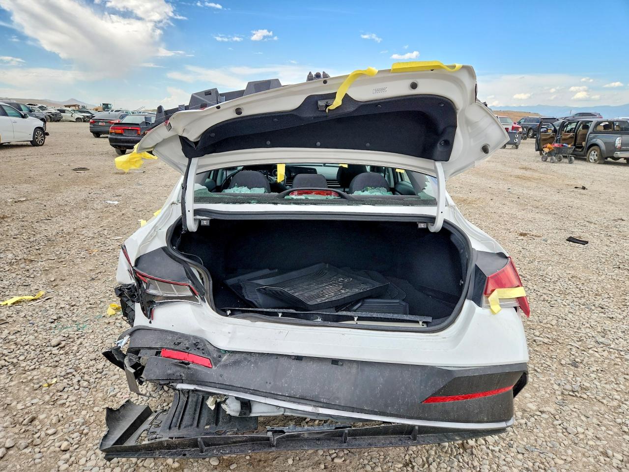 2024 Hyundai Elantra Sel White vin: KMHLM4DG7RU838446