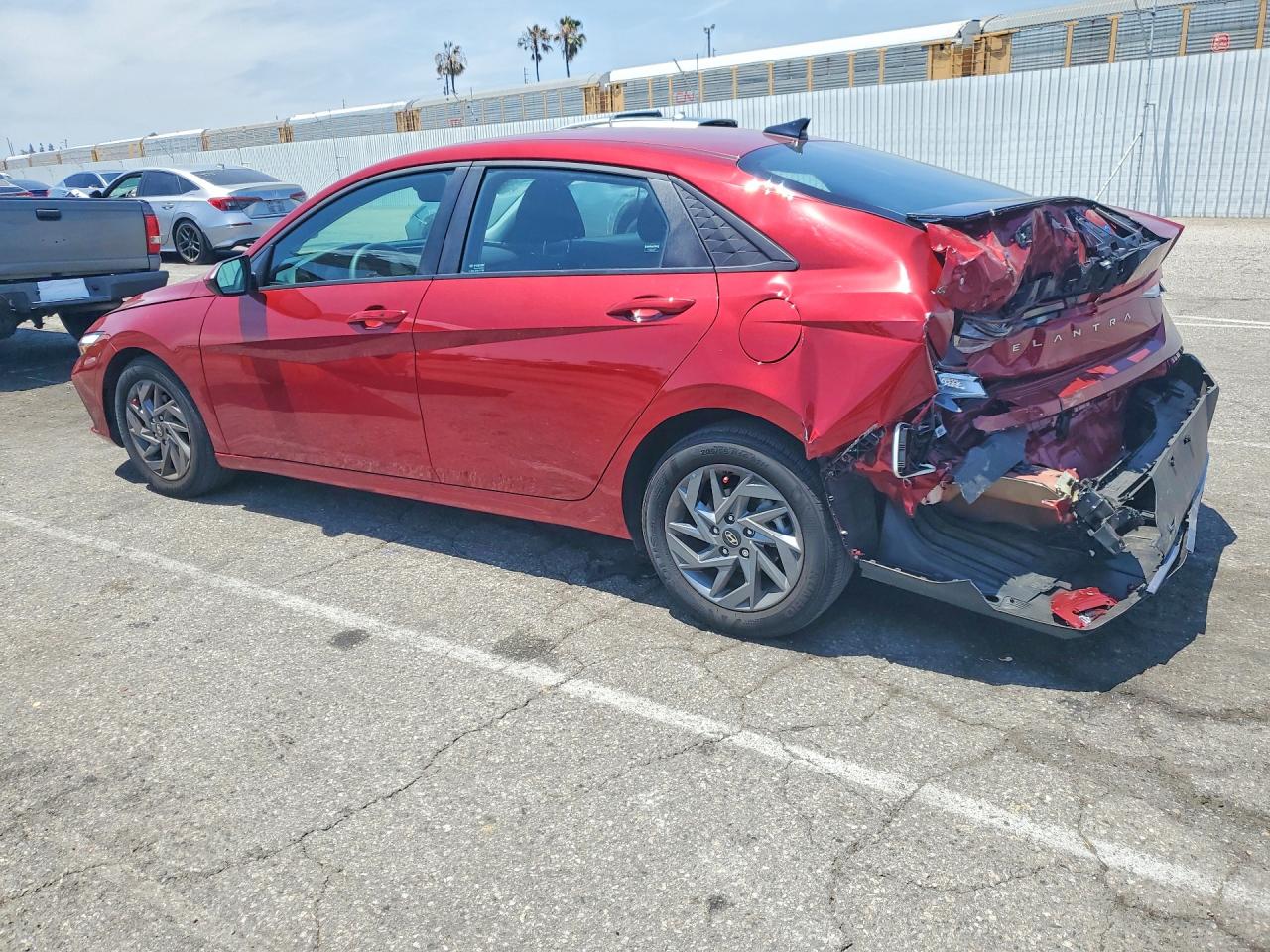 2024 Hyundai Elantra Sel Красный vin: KMHLM4DG8RU758122