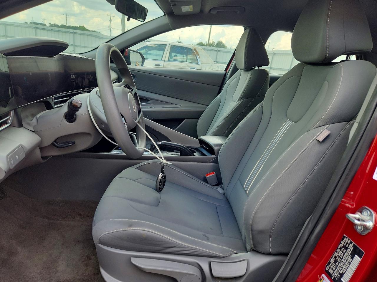 2024 Hyundai Elantra Sel Red vin: KMHLM4DGXRU648611