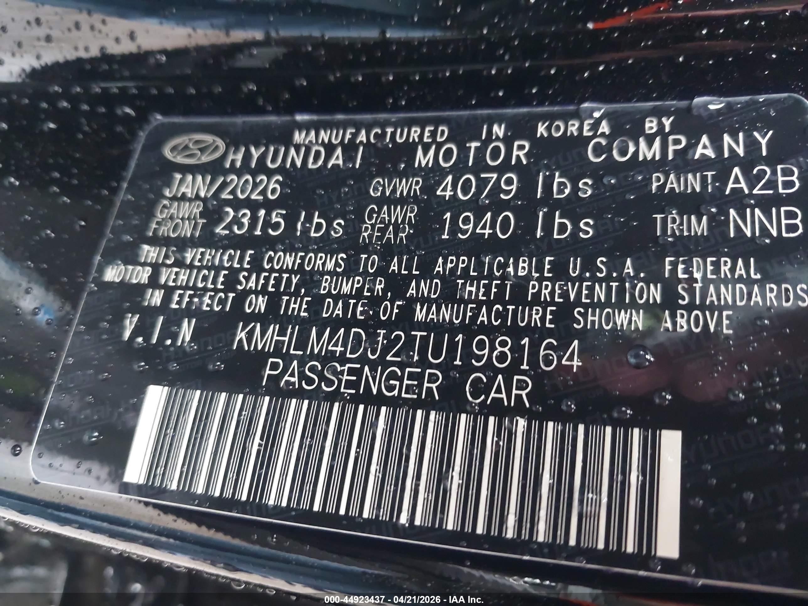 2026 Hyundai Elantra Hybrid Blue Black vin: KMHLM4DJ2TU198164