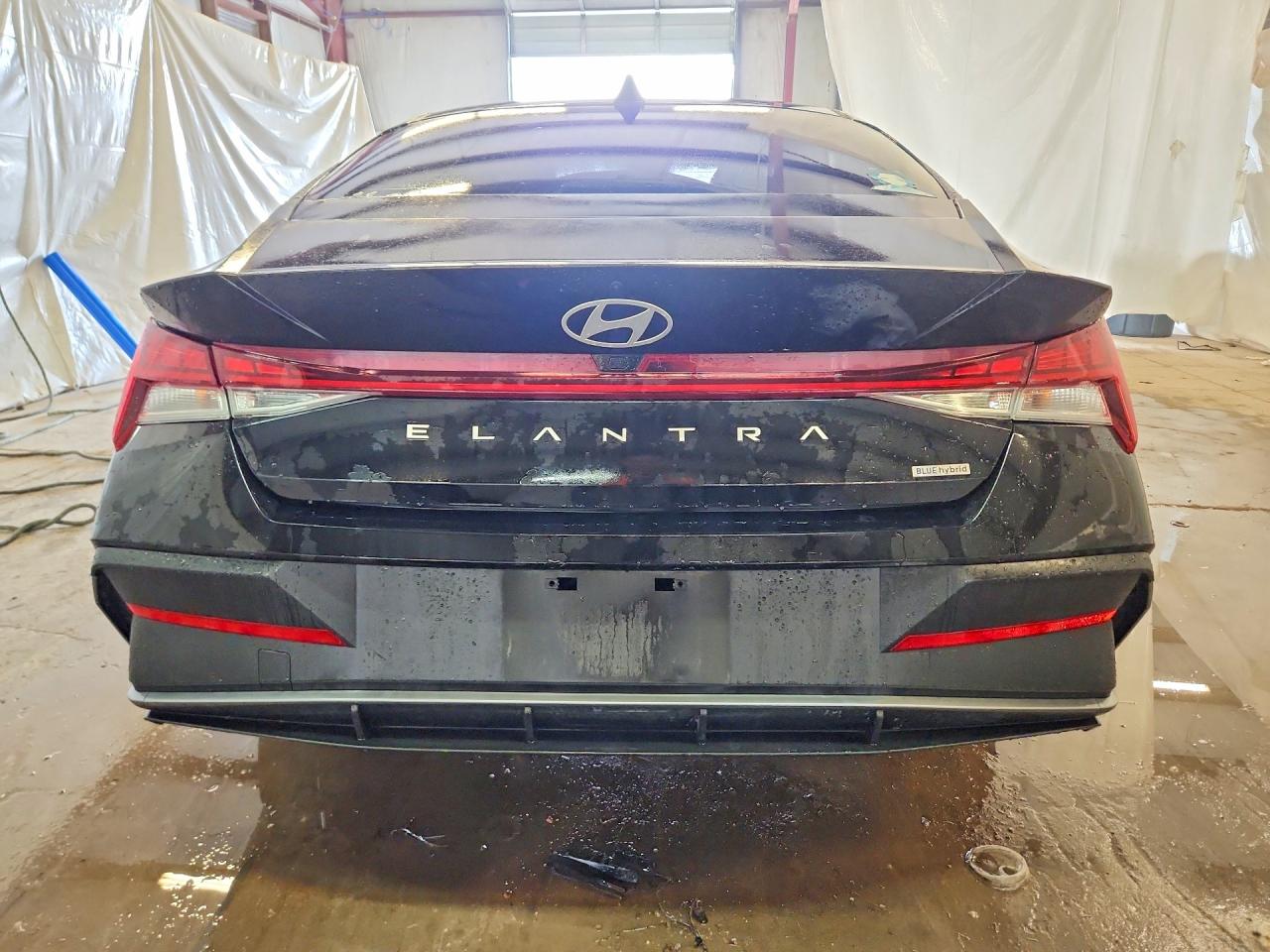 2024 Hyundai Elantra Blue Black vin: KMHLM4DJ5RU120633