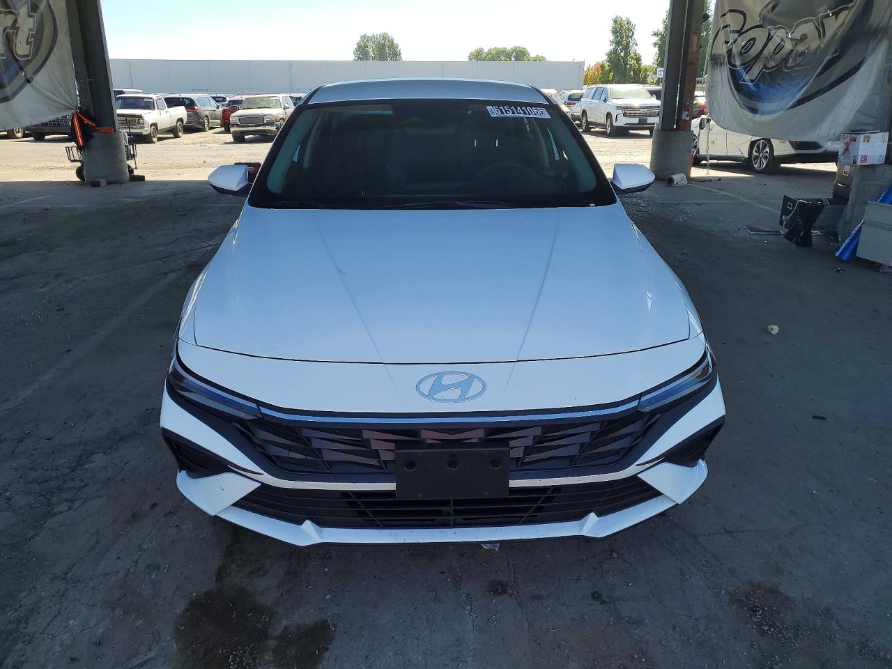 2026 Hyundai Elantra Hybrid Blue White vin: KMHLM4DJXTU205698
