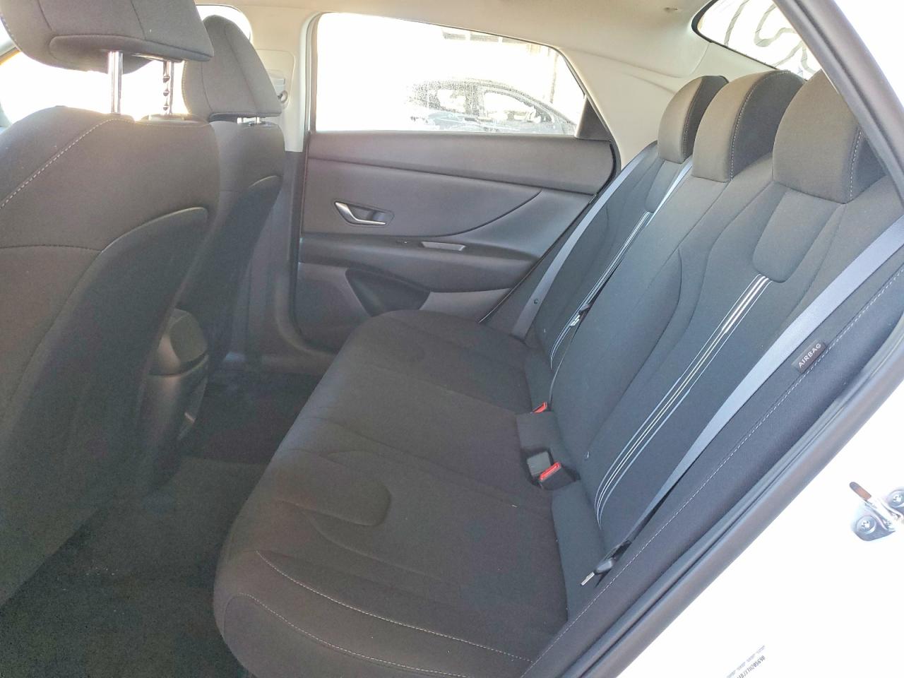 2026 Hyundai Elantra Hybrid Blue White vin: KMHLM4DJXTU205698