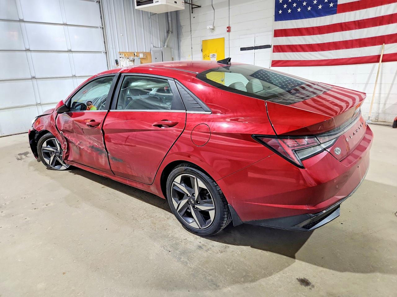 2021 Hyundai Elantra Limited Red vin: KMHLN4AJ3MU004874