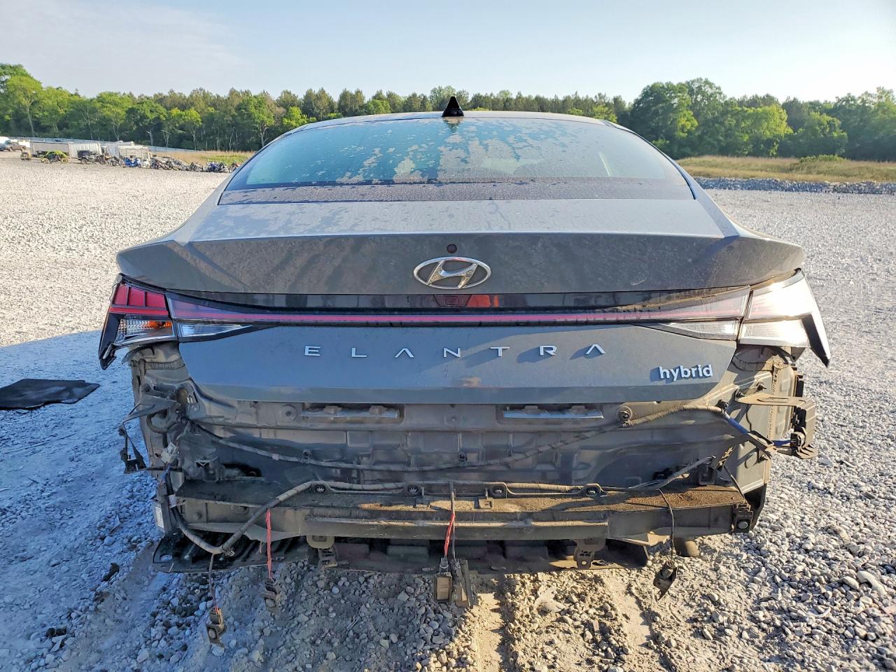 2021 Hyundai Elantra Limited Silver vin: KMHLN4AJ4MU005113