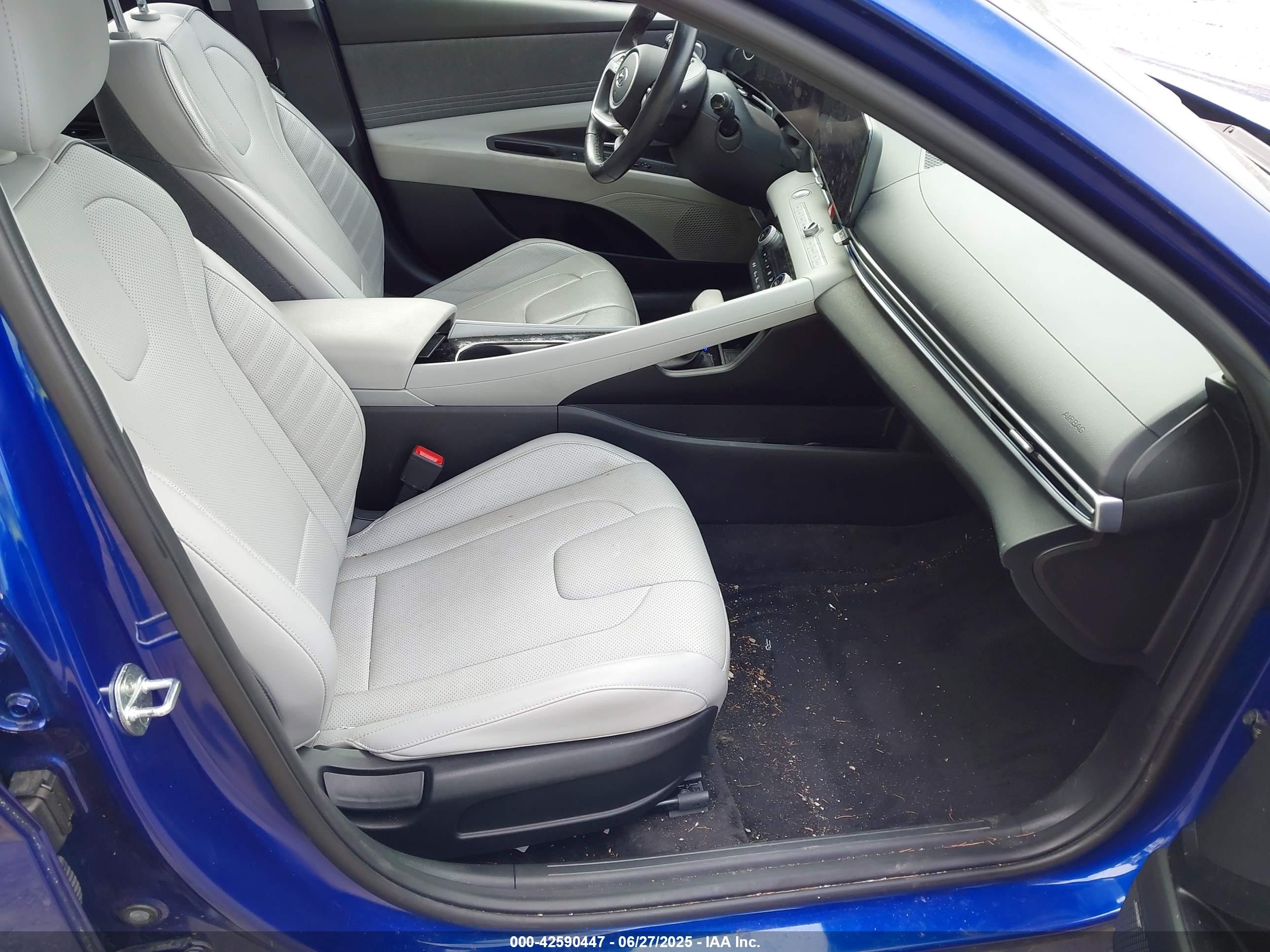 2022 Hyundai Elantra Hybrid Limited Blue vin: KMHLN4AJ7NU014714