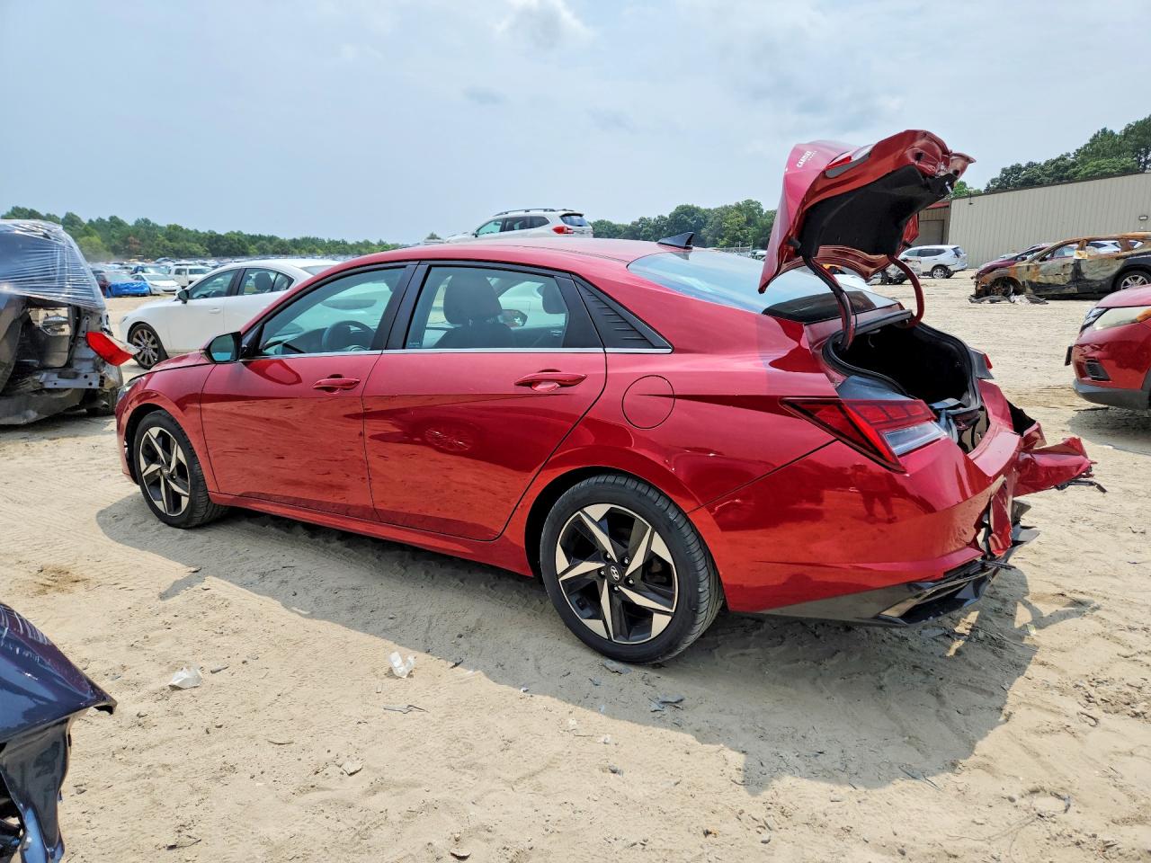 2022 Hyundai Elantra Limited Red vin: KMHLP4AG3NU354330
