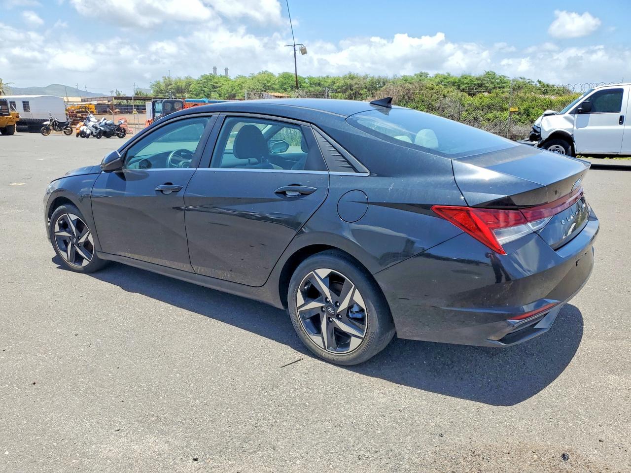 2023 Hyundai Elantra Limited Black vin: KMHLP4AG3PU473451