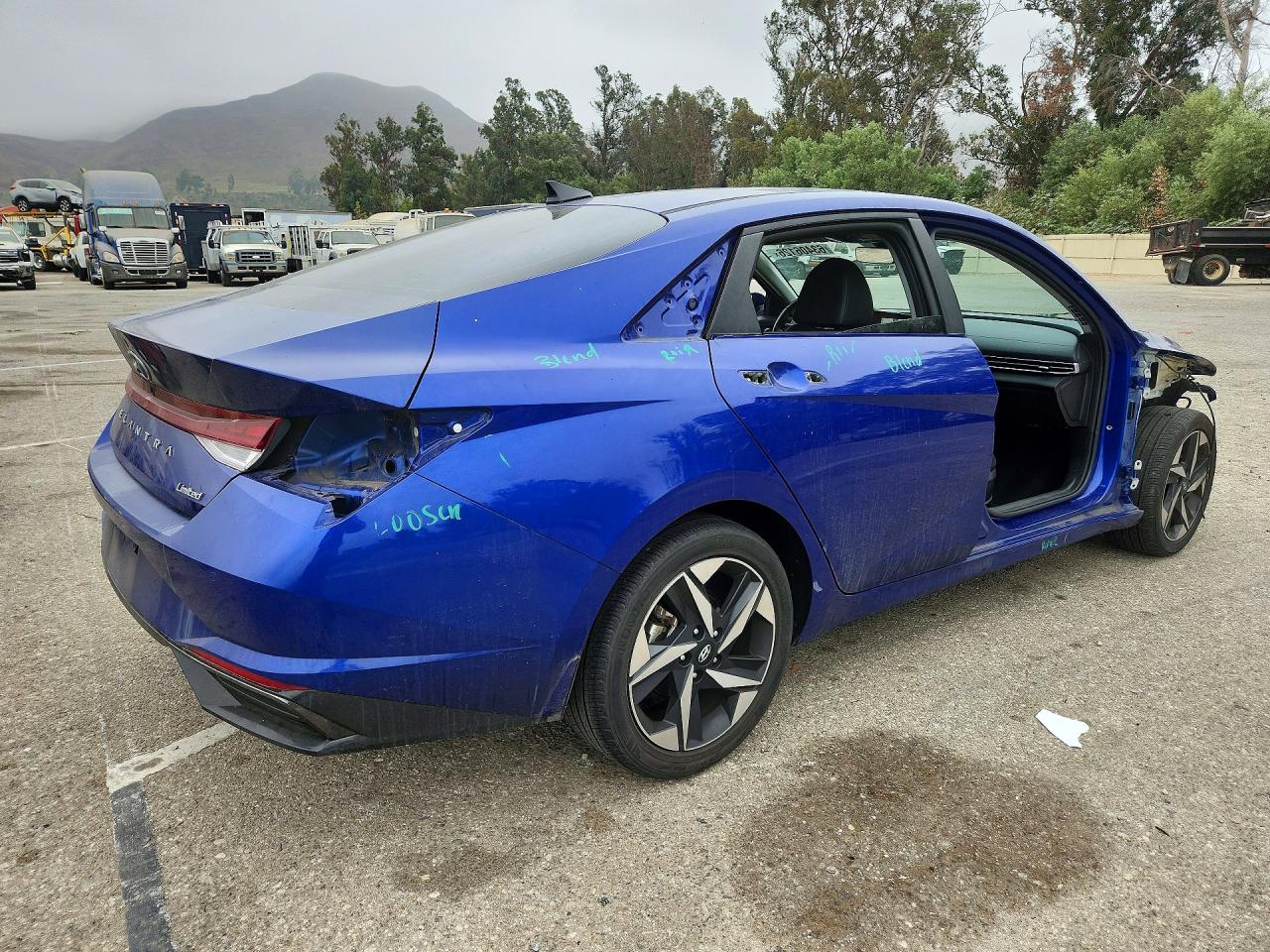 2023 Hyundai Elantra Limited Blue vin: KMHLP4AG6PU484119