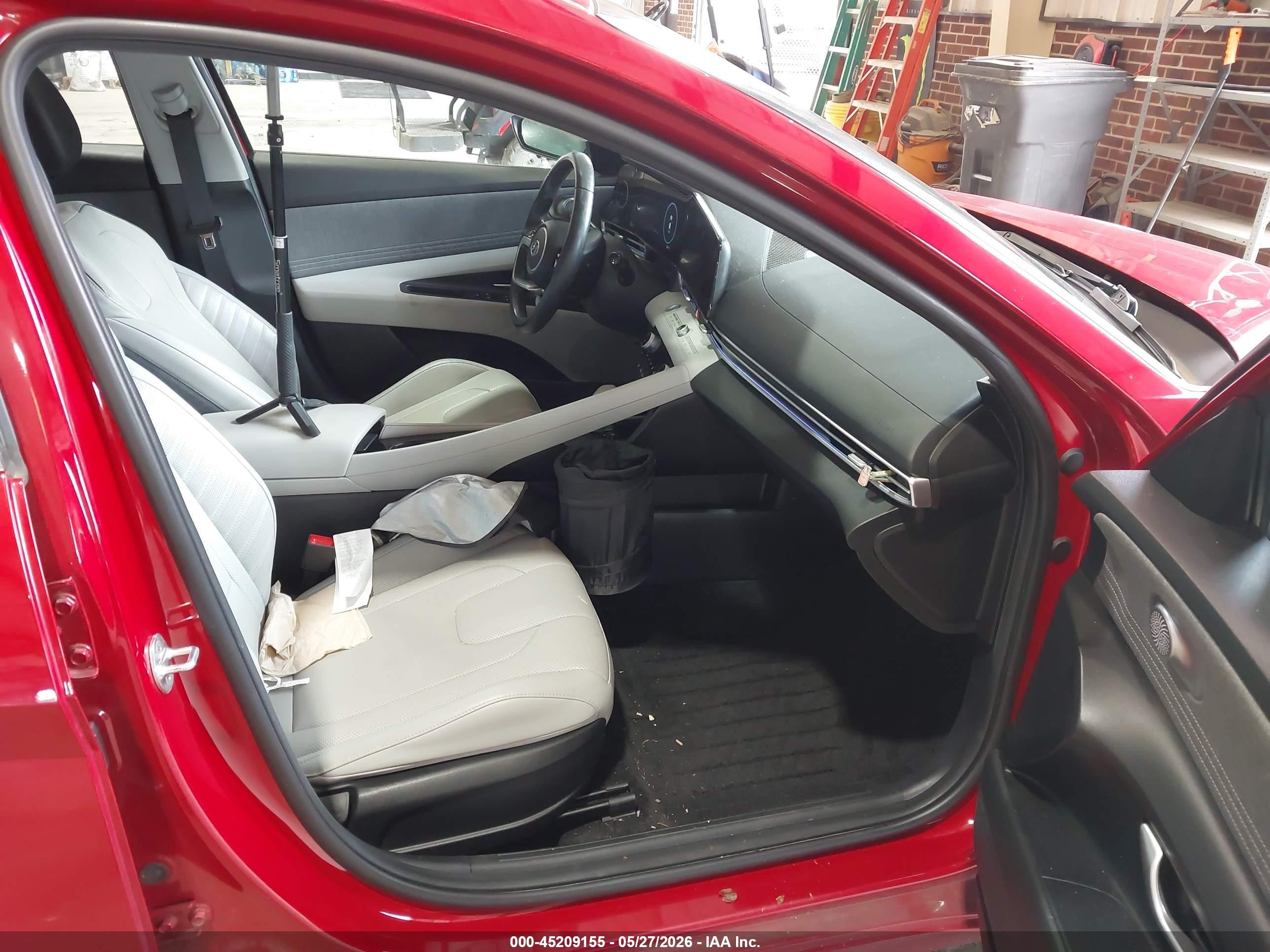2023 Hyundai Elantra Limited Красный vin: KMHLP4AG8PU381669