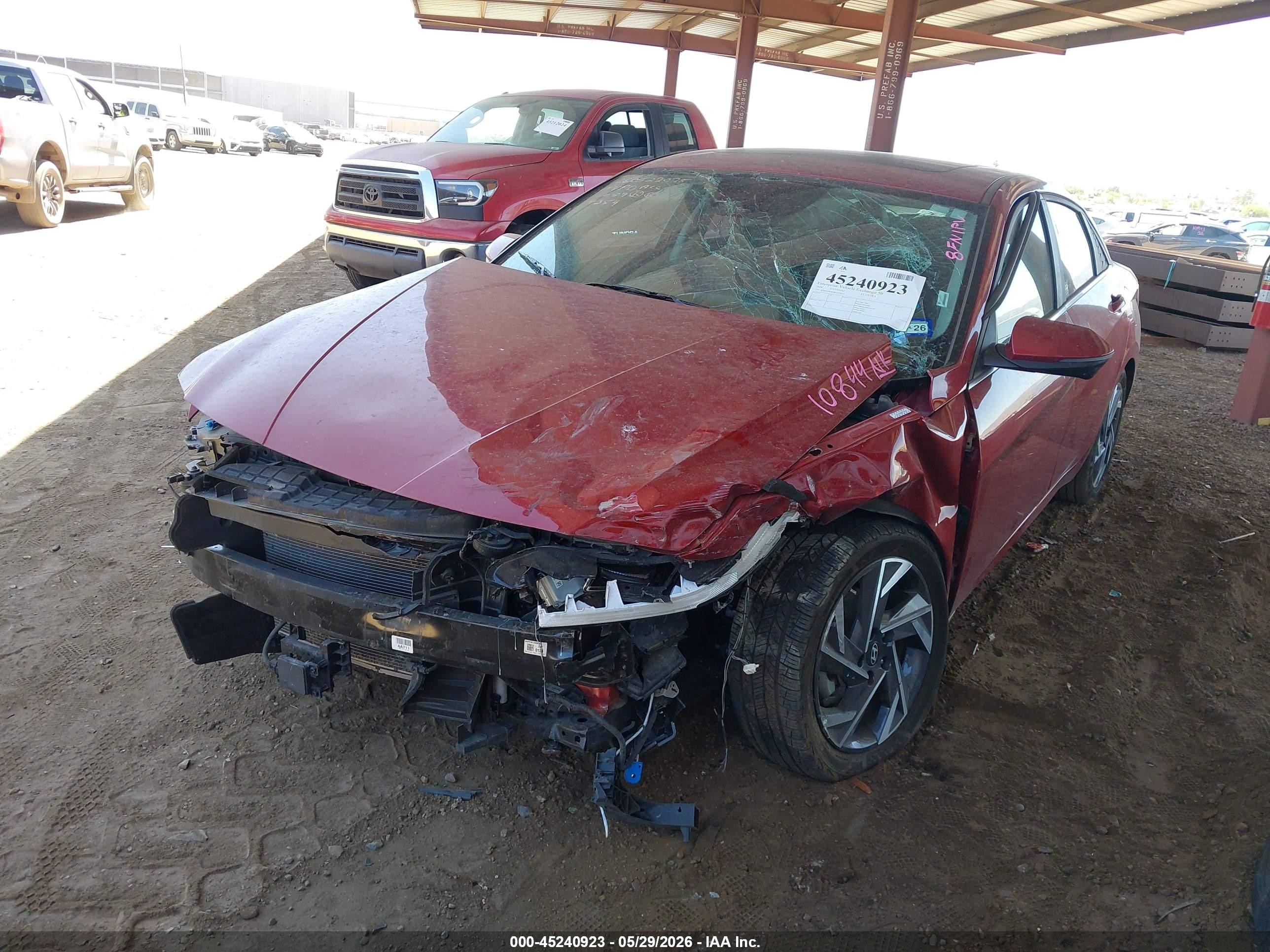 2024 Hyundai Elantra Limited Red vin: KMHLP4DG0RU774354