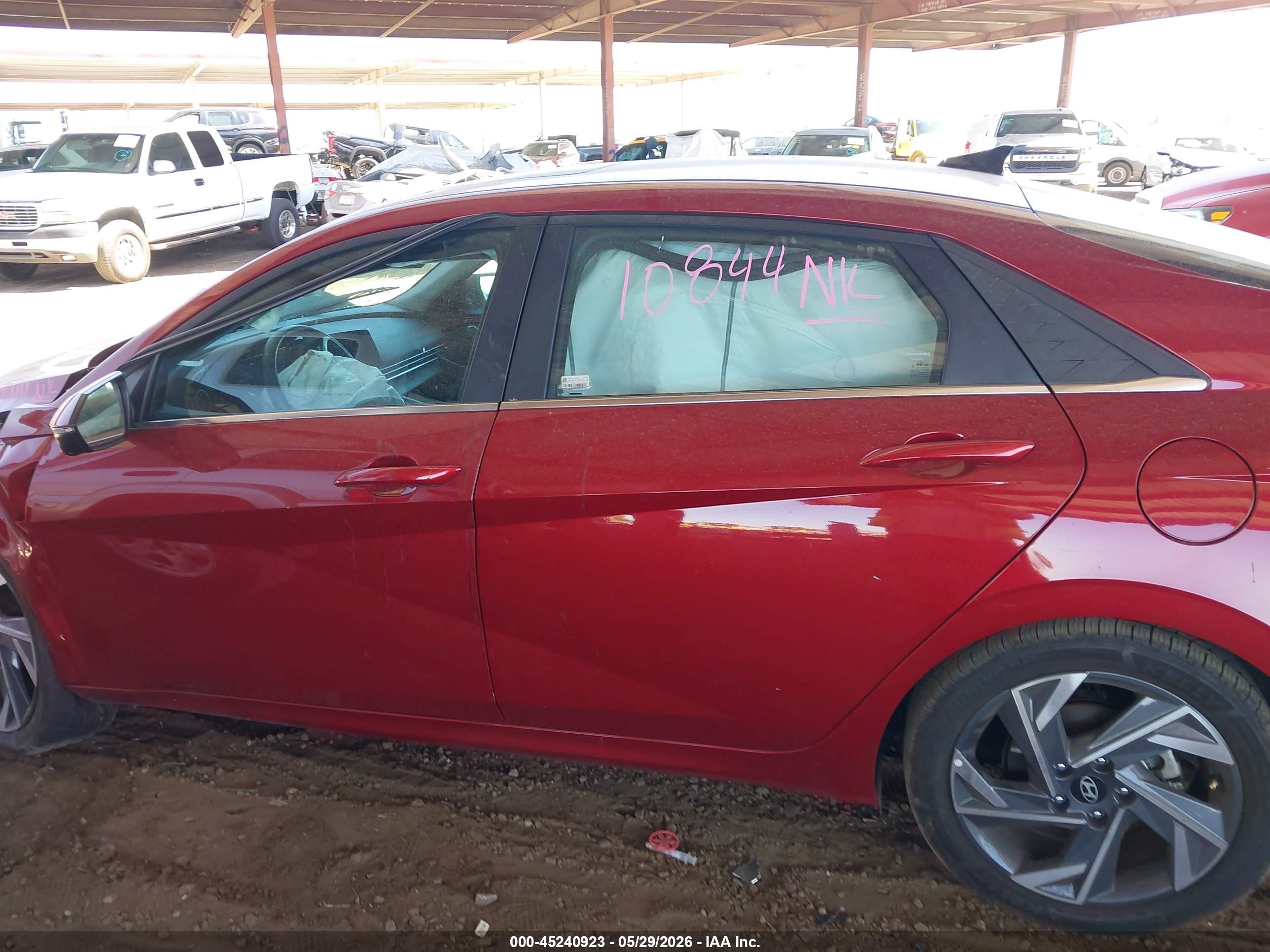 2024 Hyundai Elantra Limited Red vin: KMHLP4DG0RU774354