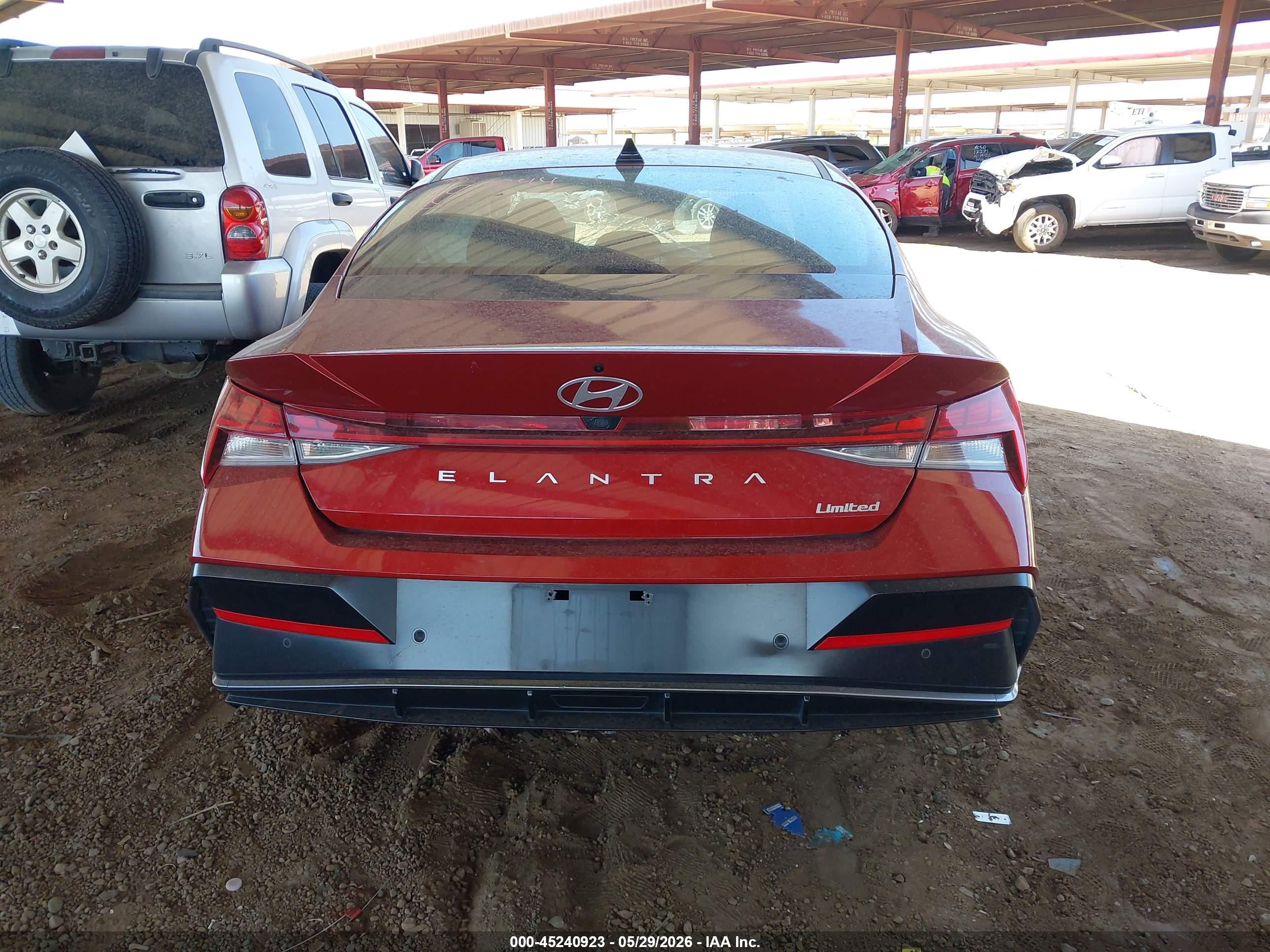 2024 Hyundai Elantra Limited Red vin: KMHLP4DG0RU774354