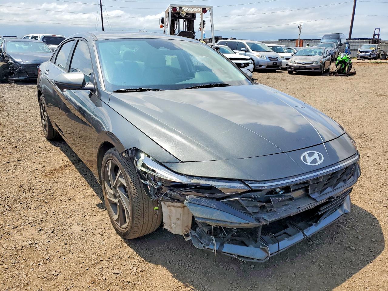 2024 Hyundai Elantra Limited Gray vin: KMHLP4DG5RU664027