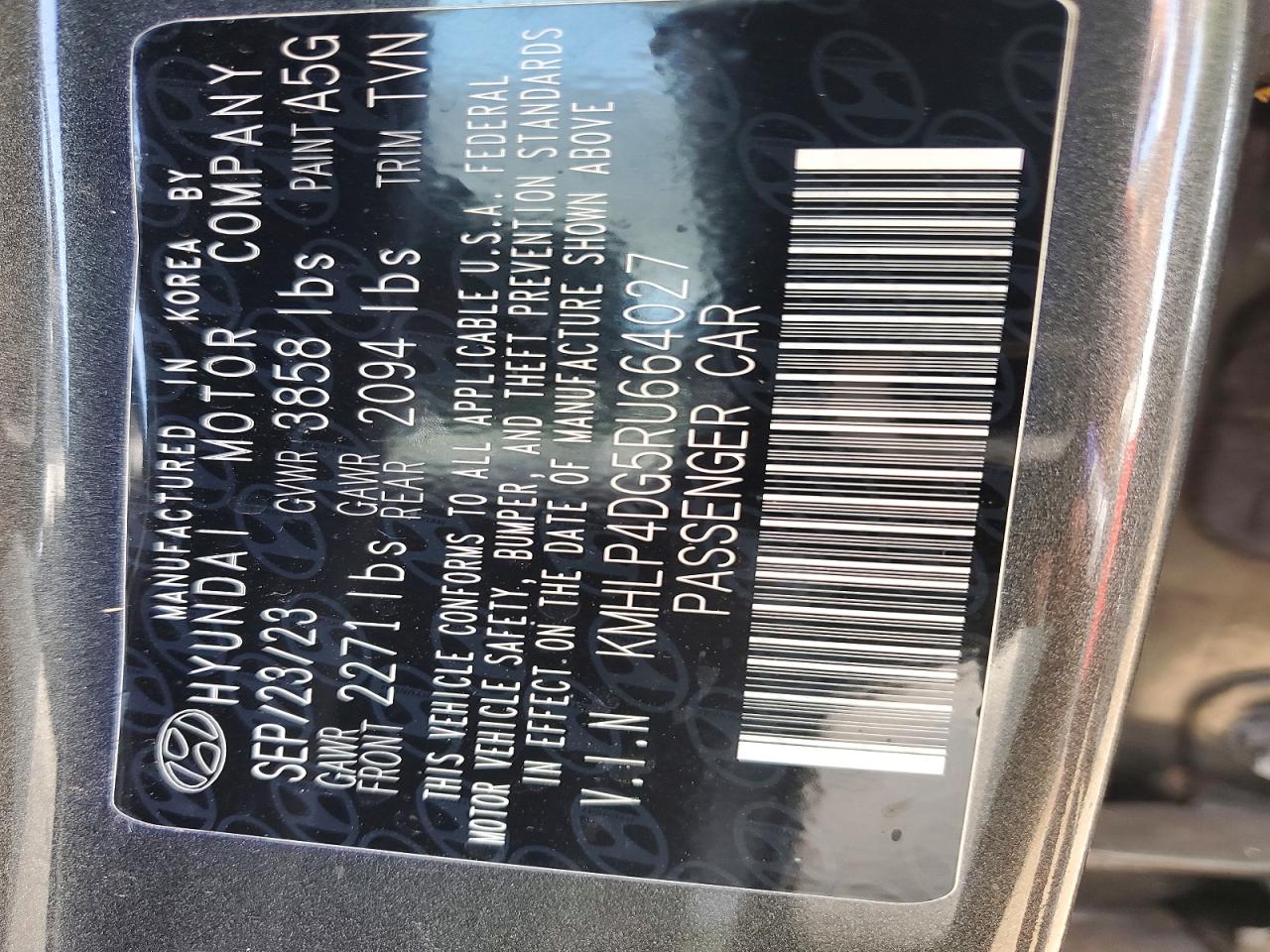2024 Hyundai Elantra Limited Gray vin: KMHLP4DG5RU664027