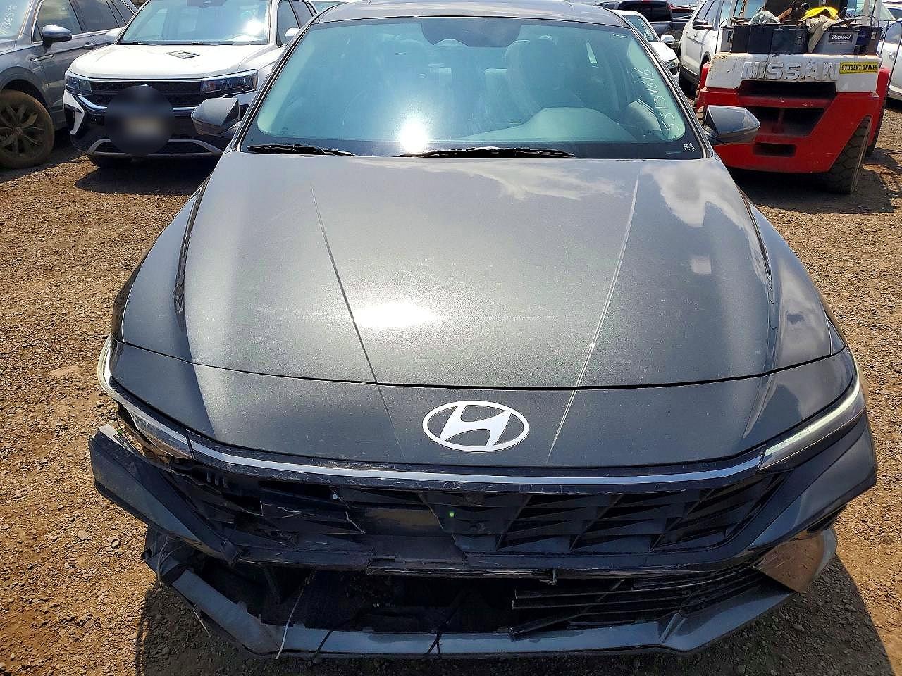 2024 Hyundai Elantra Limited Gray vin: KMHLP4DG5RU664027