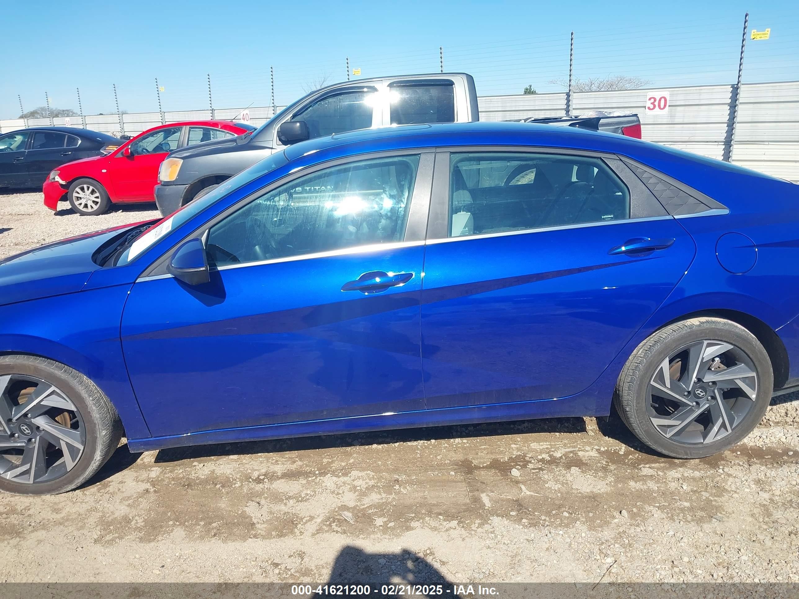 2024 Hyundai Elantra Limited Синий vin: KMHLP4DG5RU773359