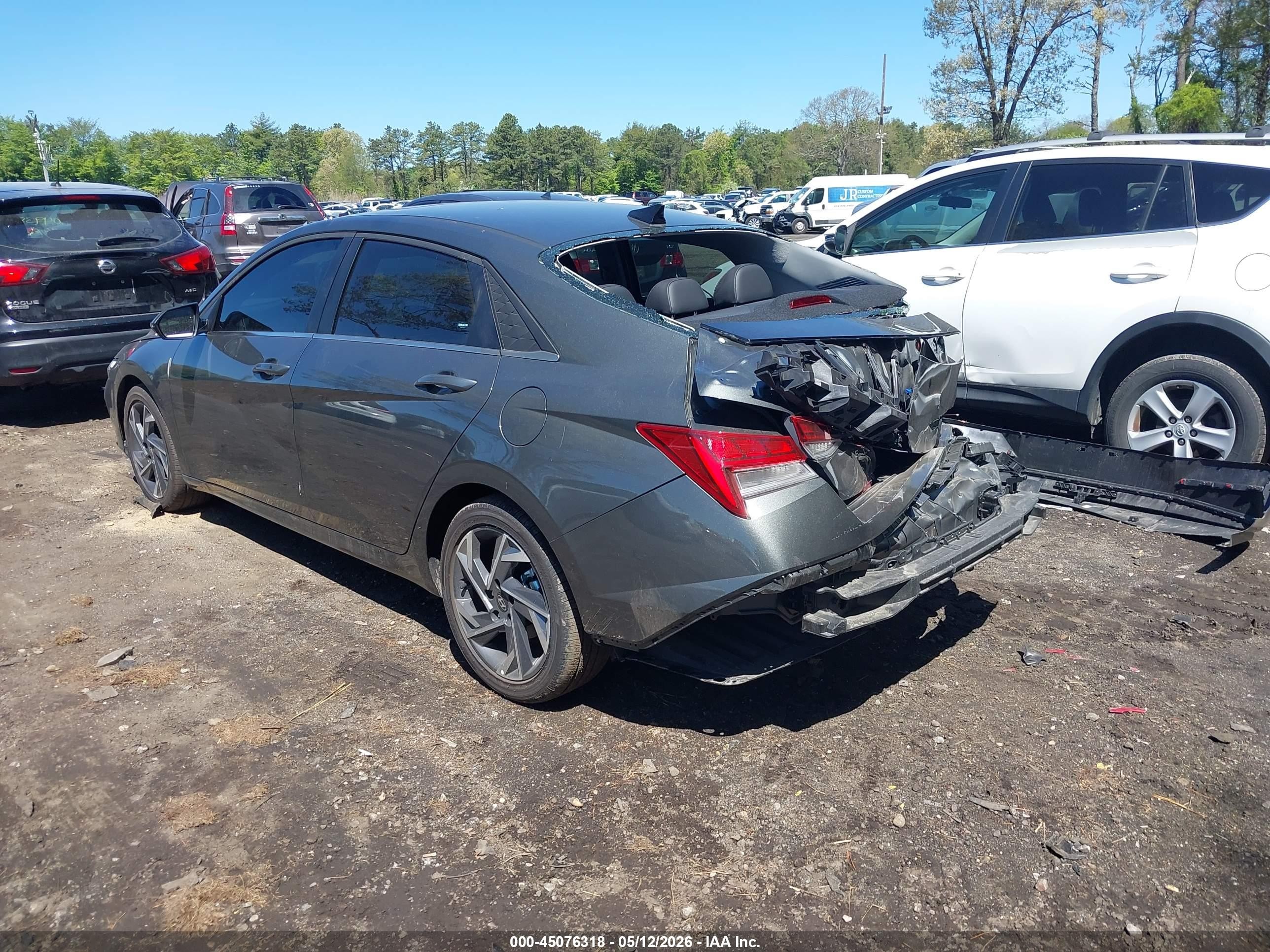 2026 Hyundai Elantra Limited Gray vin: KMHLP4DG6TU117730