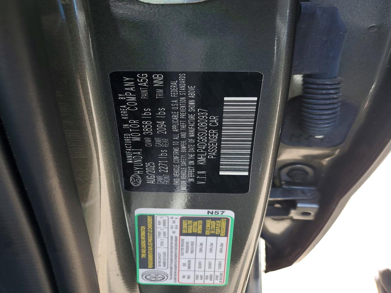 2025 Hyundai Elantra Limited Charcoal vin: KMHLP4DG8SU080937