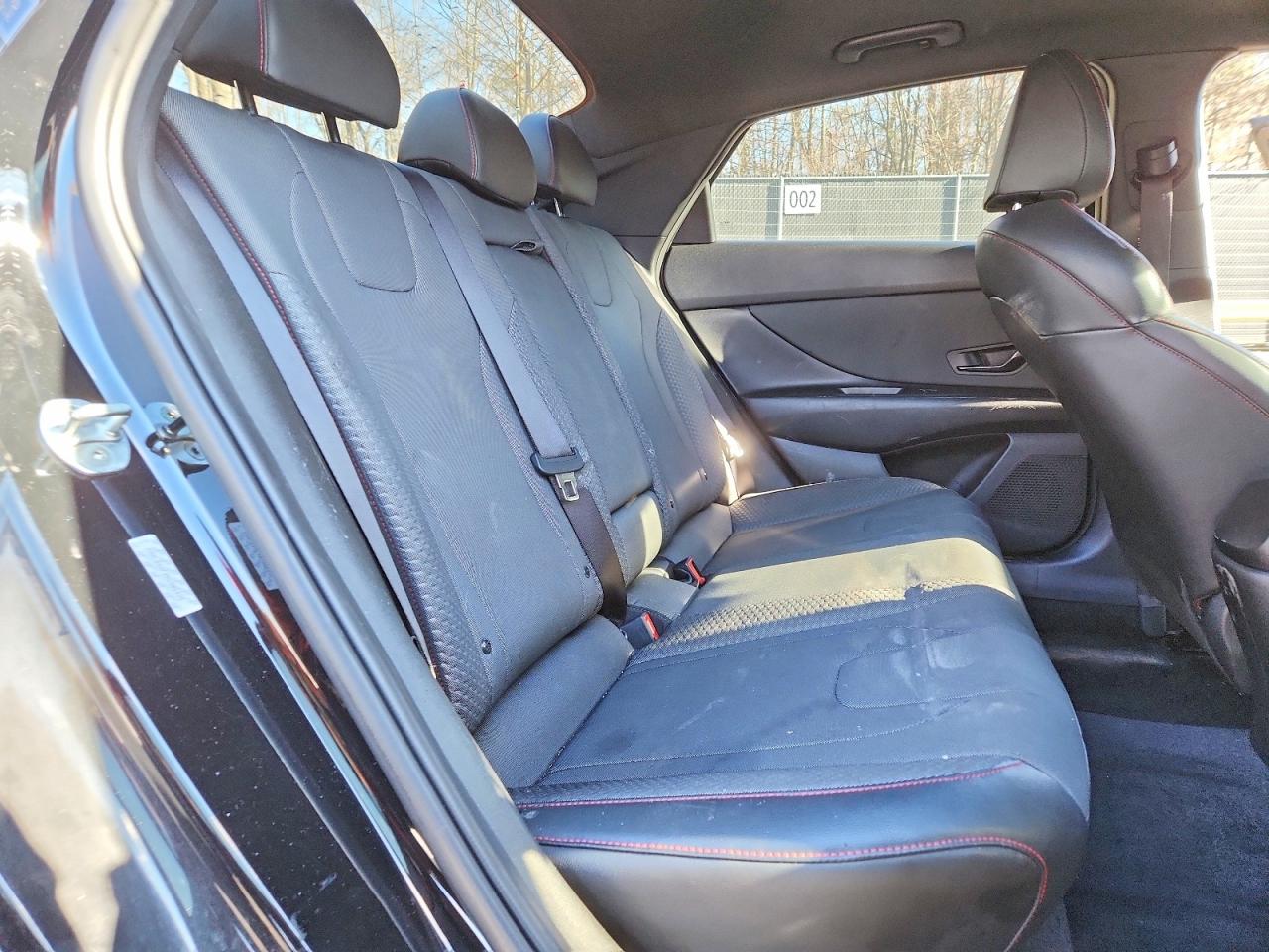 2022 Hyundai Elantra N Line Black vin: KMHLR4AF2NU305475