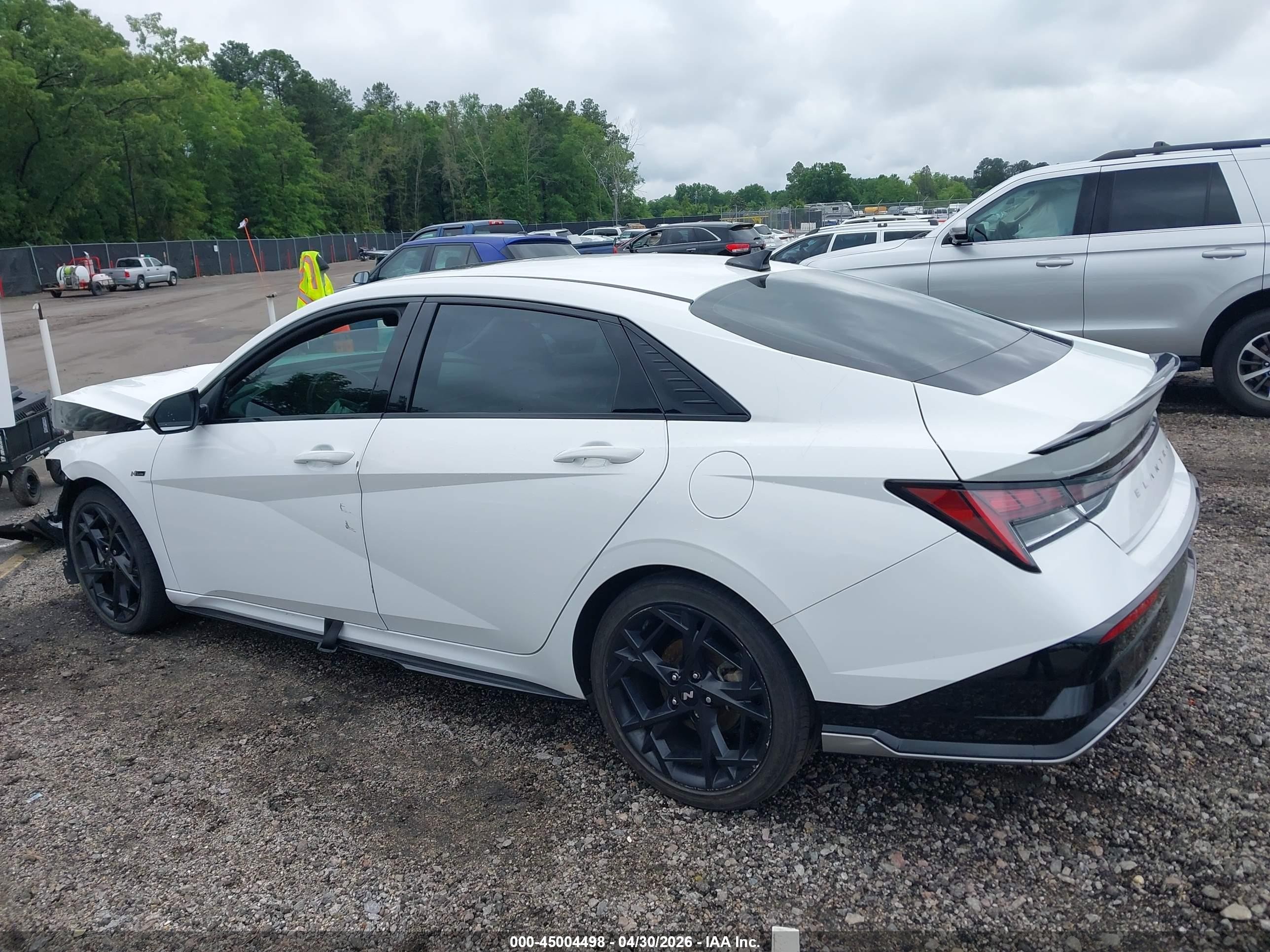 2024 Hyundai Elantra N Line White vin: KMHLR4DF1RU775093