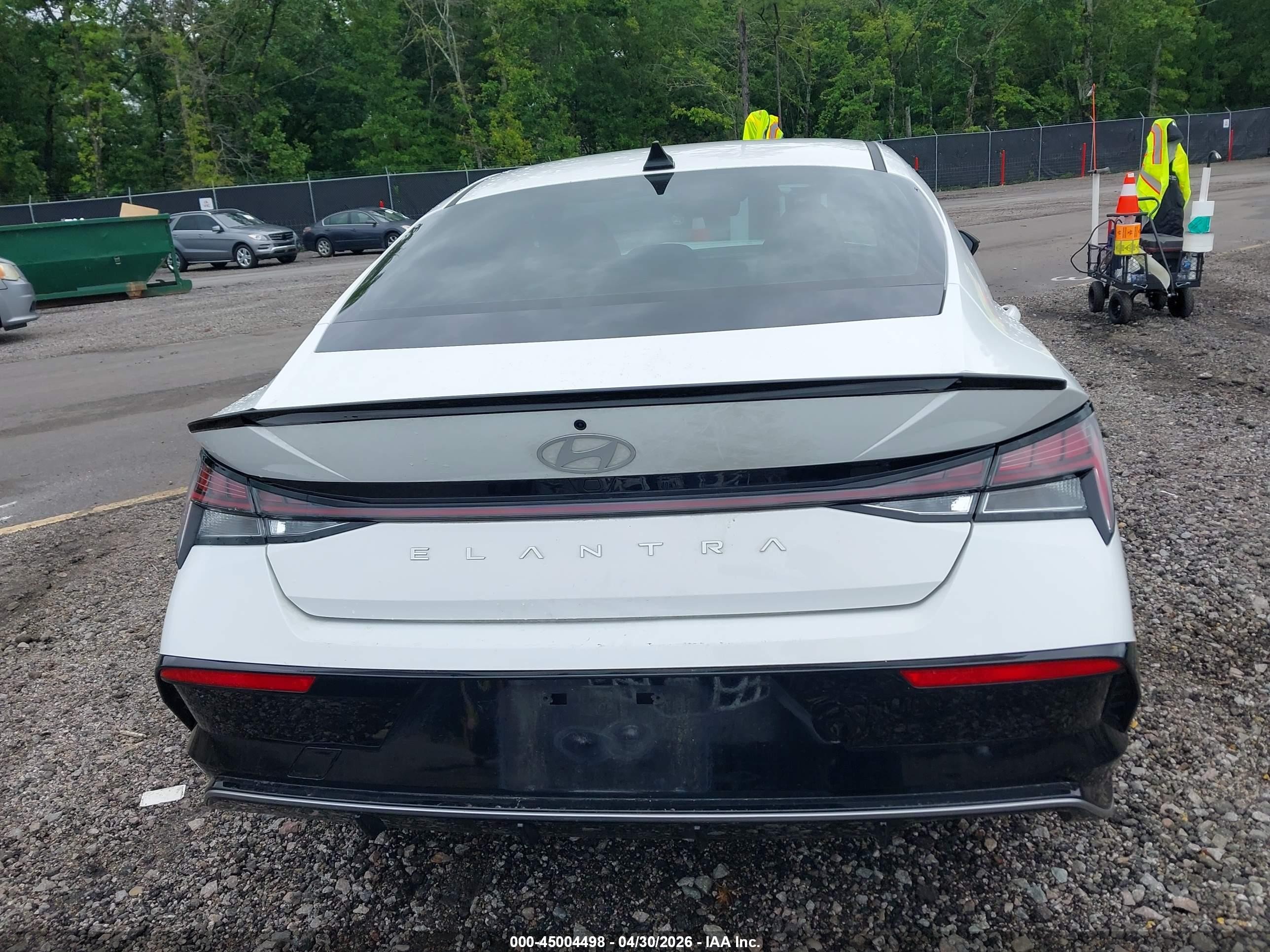 2024 Hyundai Elantra N Line White vin: KMHLR4DF1RU775093