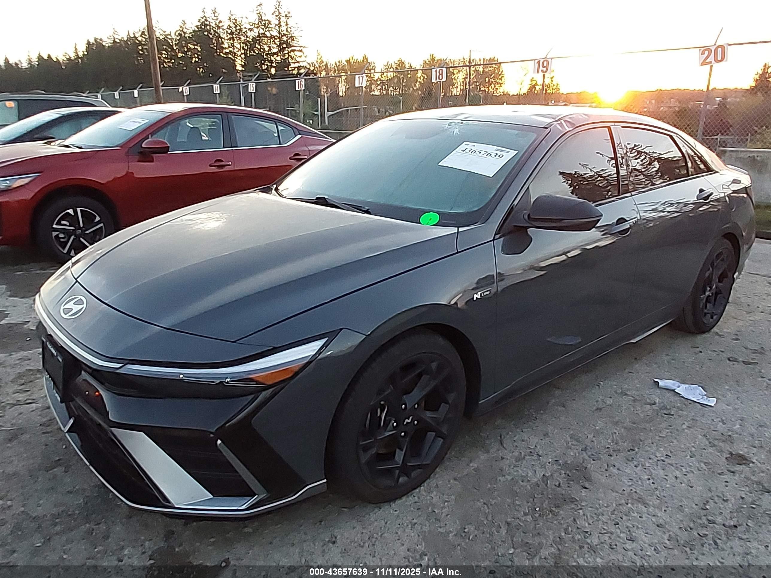 2024 Hyundai Elantra N Line Gray vin: KMHLR4DF5RU768437