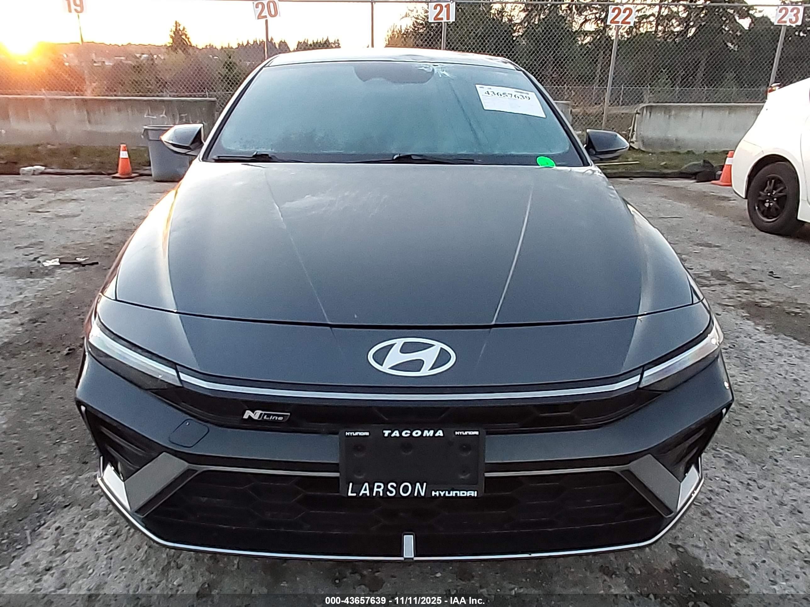 2024 Hyundai Elantra N Line Gray vin: KMHLR4DF5RU768437