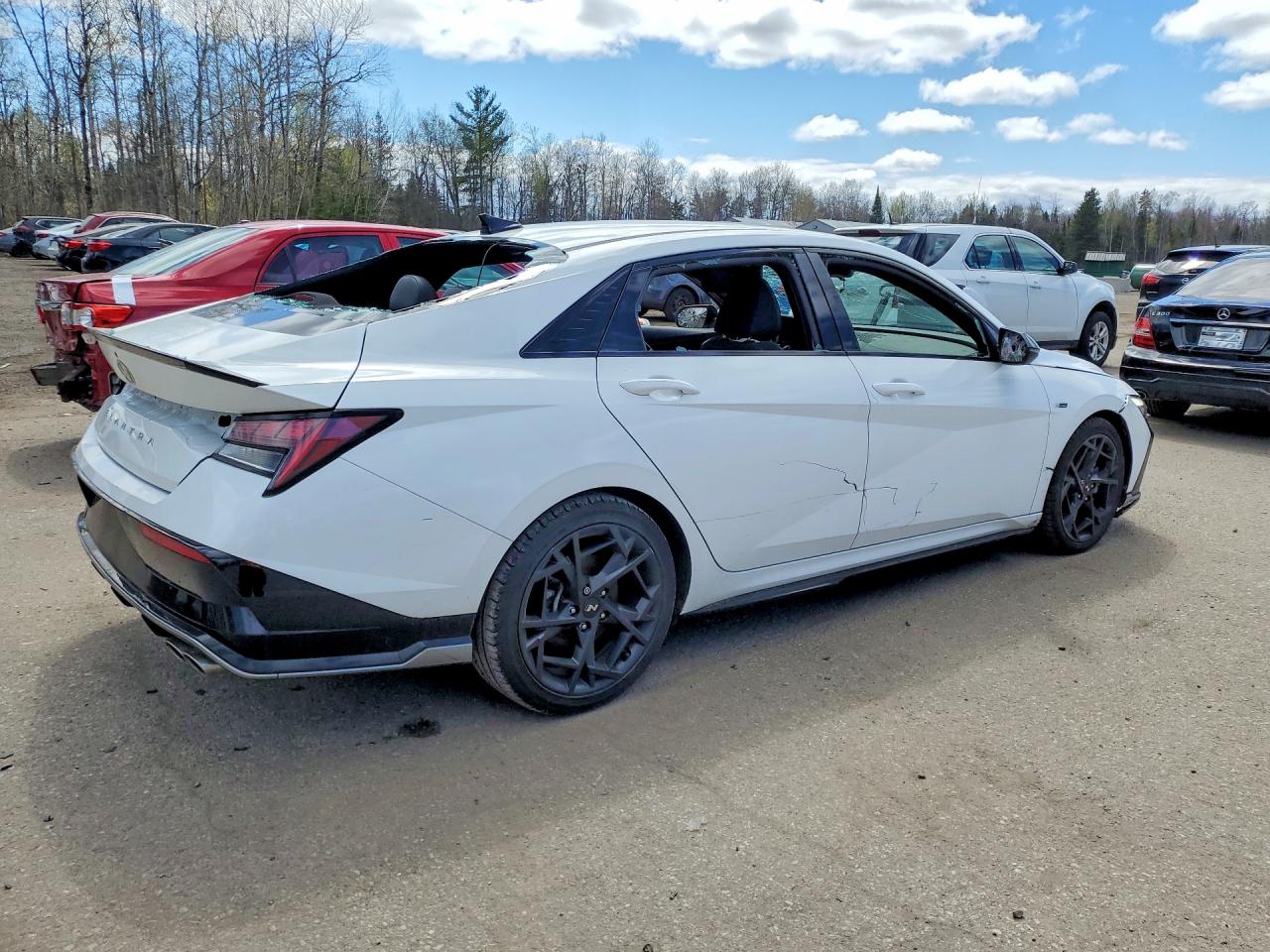 2024 Hyundai Elantra N-line Ultim White vin: KMHLR4DF7RU710801