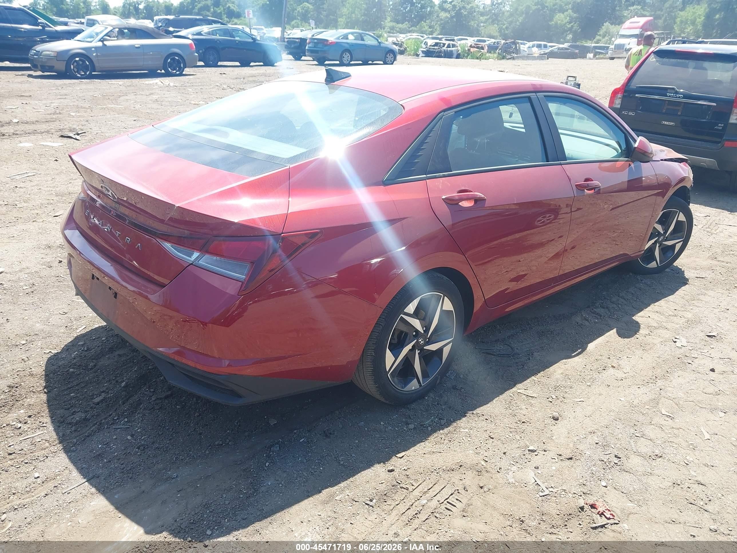2023 Hyundai Elantra Sel Red vin: KMHLS4AG0PU612420