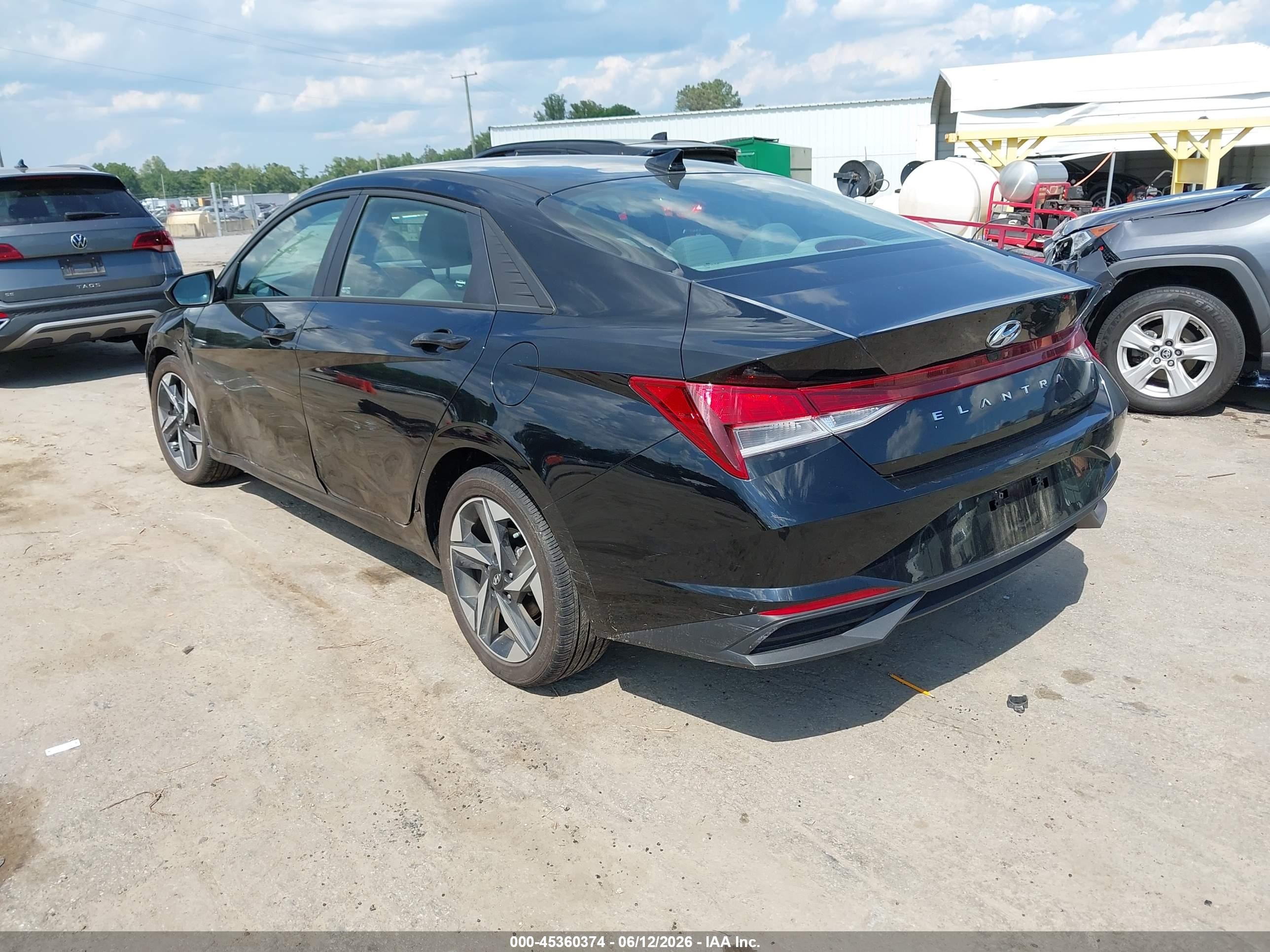 2023 Hyundai Elantra Sel Black vin: KMHLS4AG1PU388977