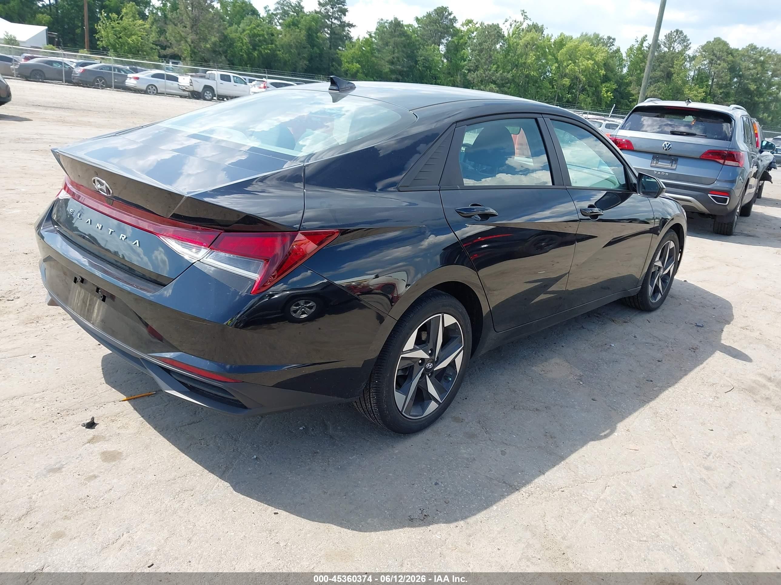 2023 Hyundai Elantra Sel Black vin: KMHLS4AG1PU388977