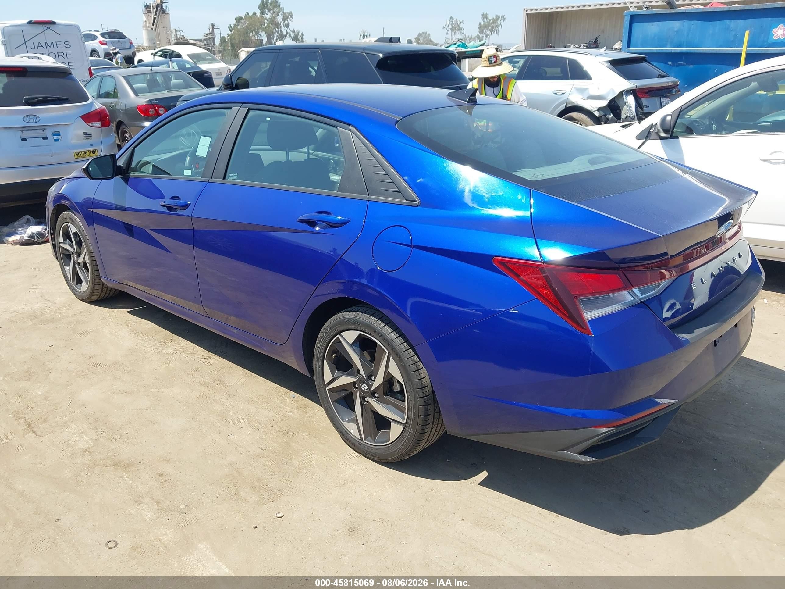 2023 Hyundai Elantra Sel Blue vin: KMHLS4AG2PU402661